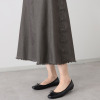 アトリエ　クース サイドレースが 華やかさと細見えを叶える ライトデニムスカート
