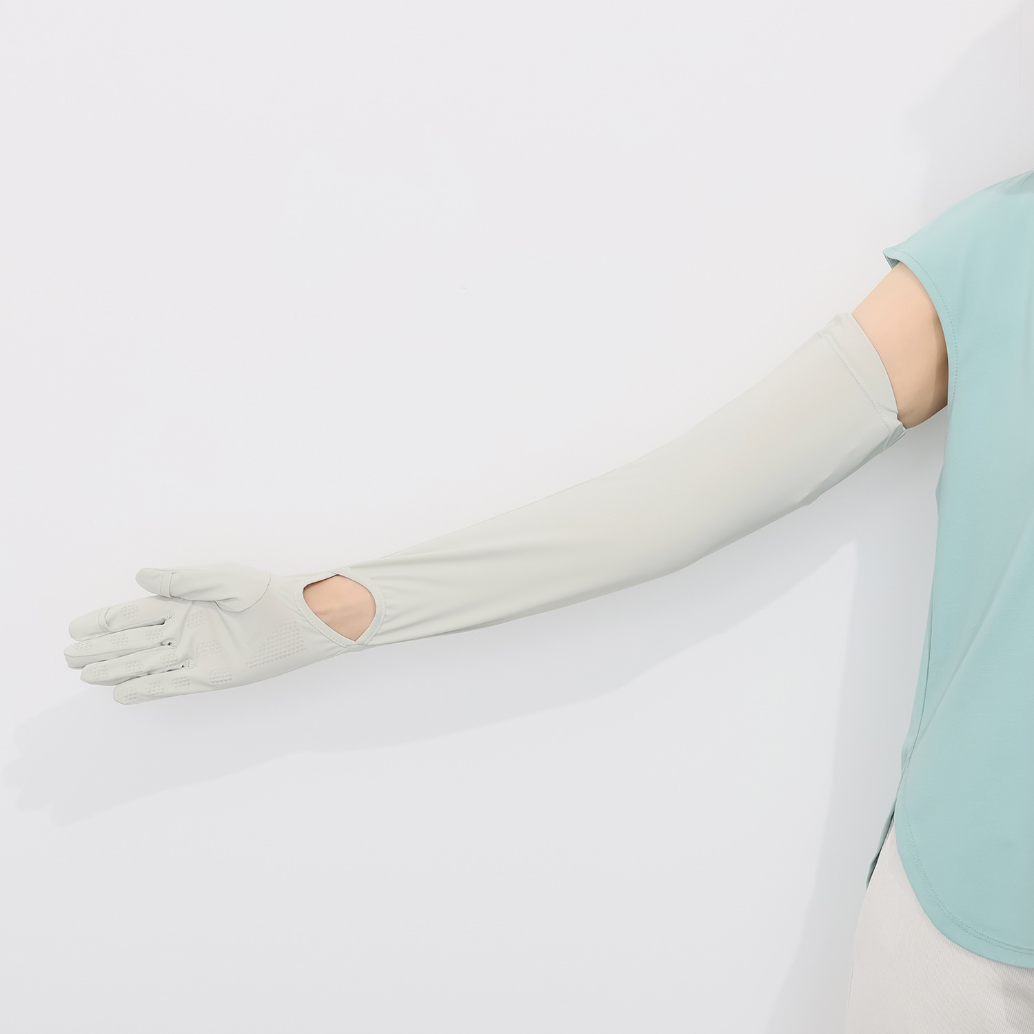 アッピア お楽しみ袋 バッグの色はお任せで！ お散歩にぴったりな 帽子と手袋とバッグ 計３点セット