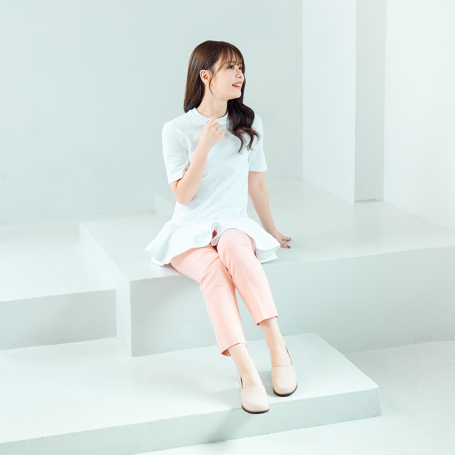 フィグリーノ 日本製　はっ水牛革 柔らか仕立て　超軽量 ラウンドトゥ　リラックス ウエッジソールシューズ