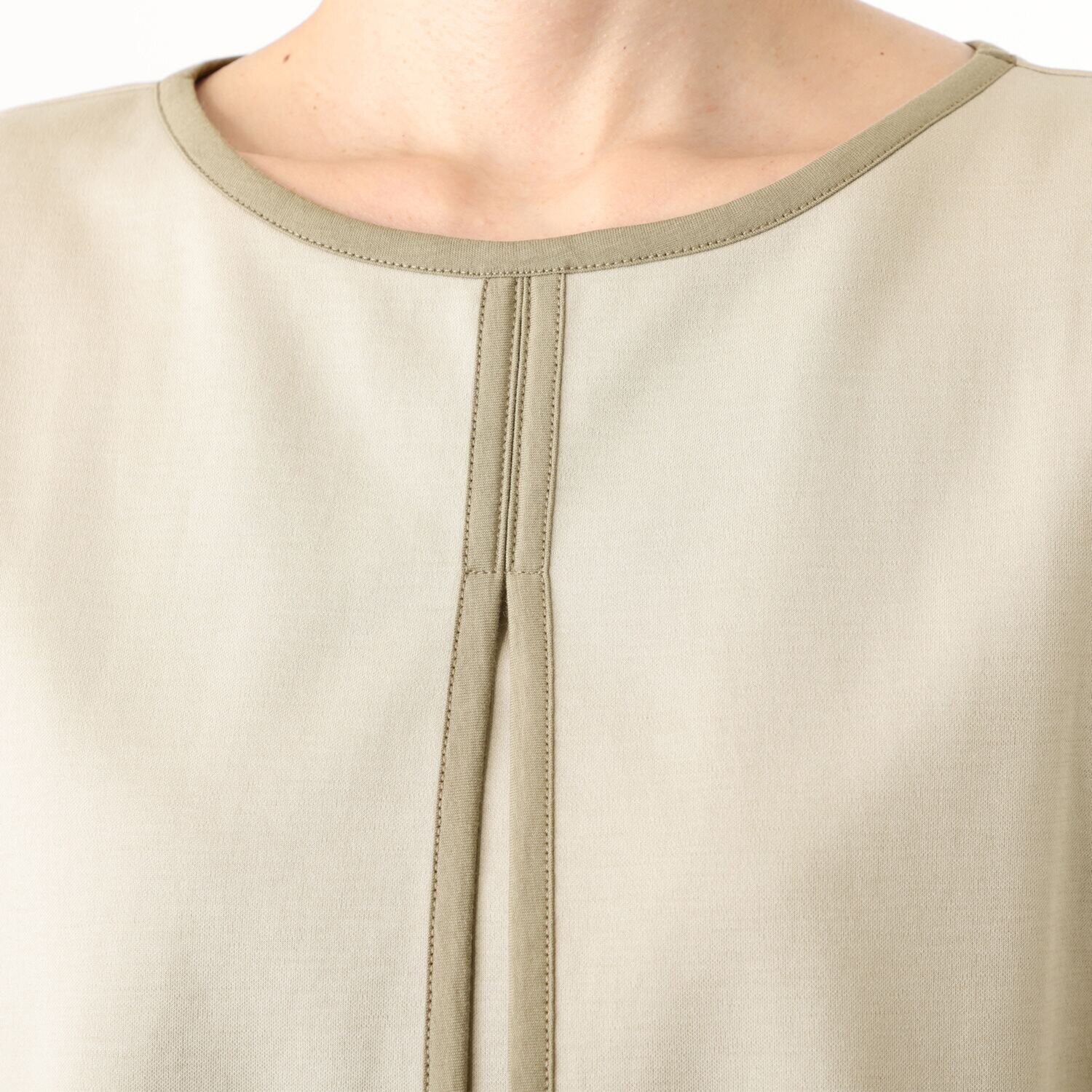 バーチ　ドゥエ コットンブレンドポンチ 配色アクセント アンサンブル風レイヤード プルオーバー