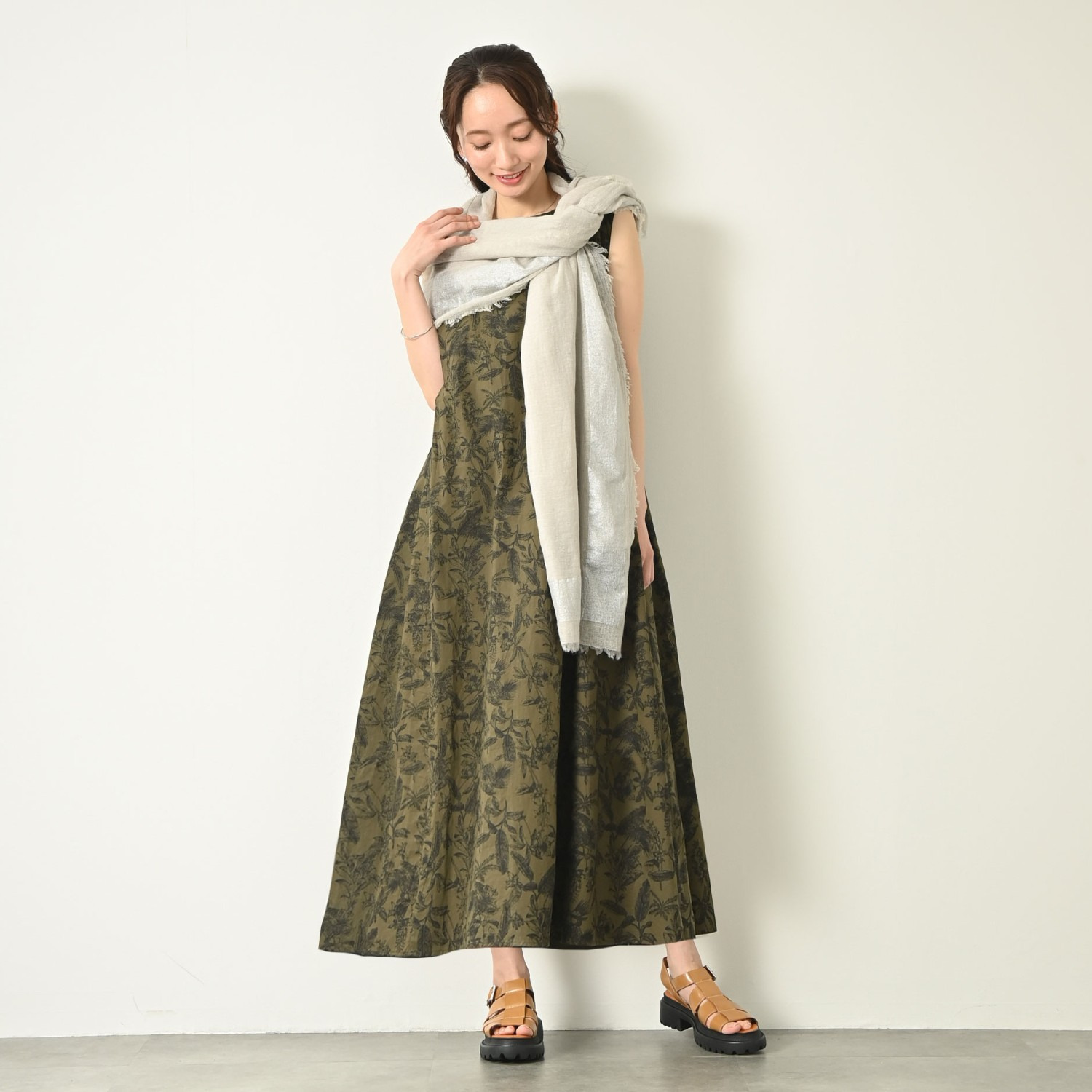 ティエドゥール 内モンゴル産 梳毛カシミヤ× コットンラミー 箔プリントストール