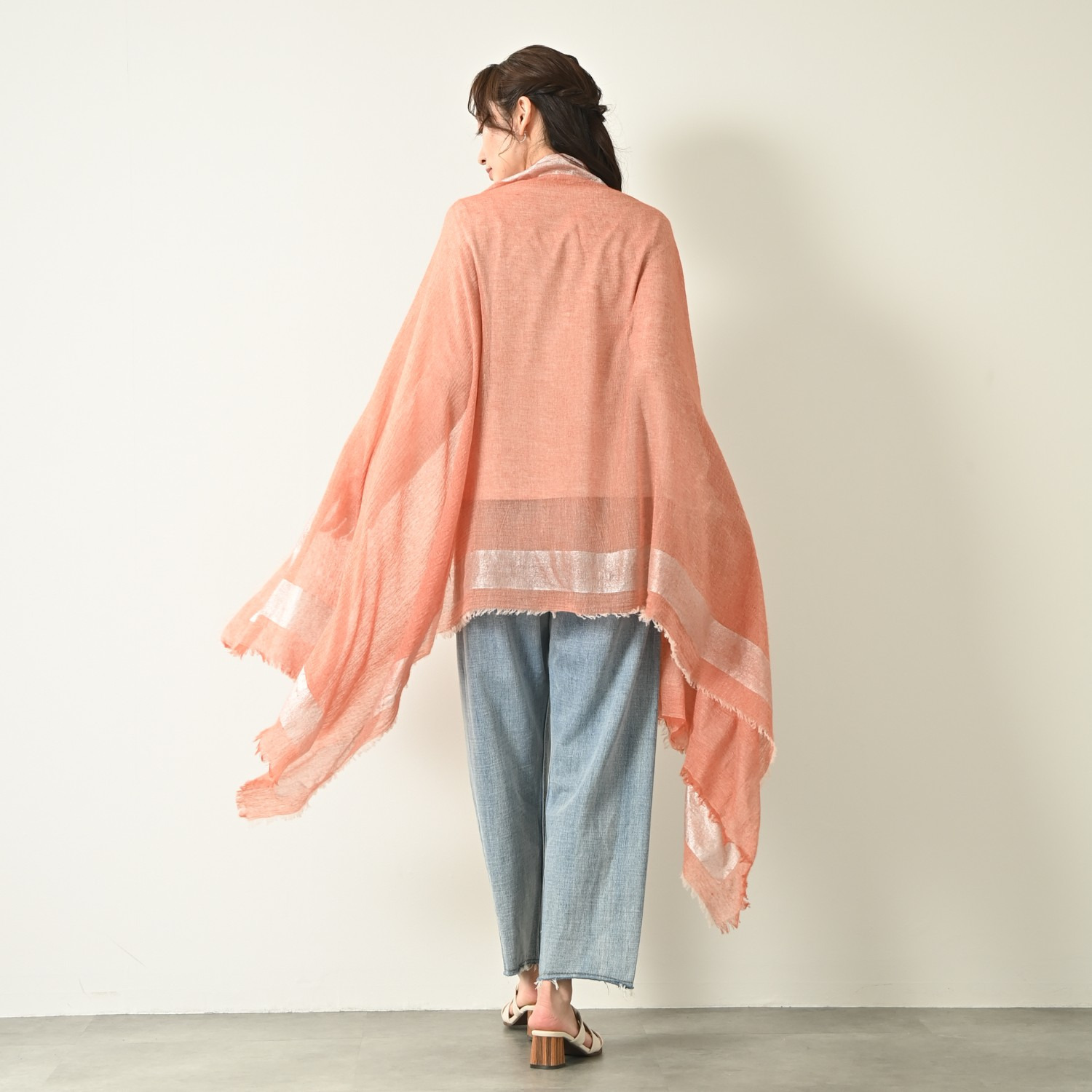 ティエドゥール 内モンゴル産 梳毛カシミヤ× コットンラミー 箔プリントストール