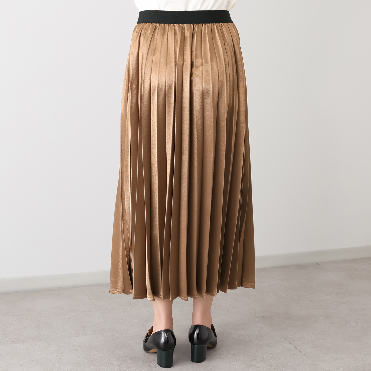 パルムミミ ヴィンテージ調サテン シャイニー素材 プリーツスカート