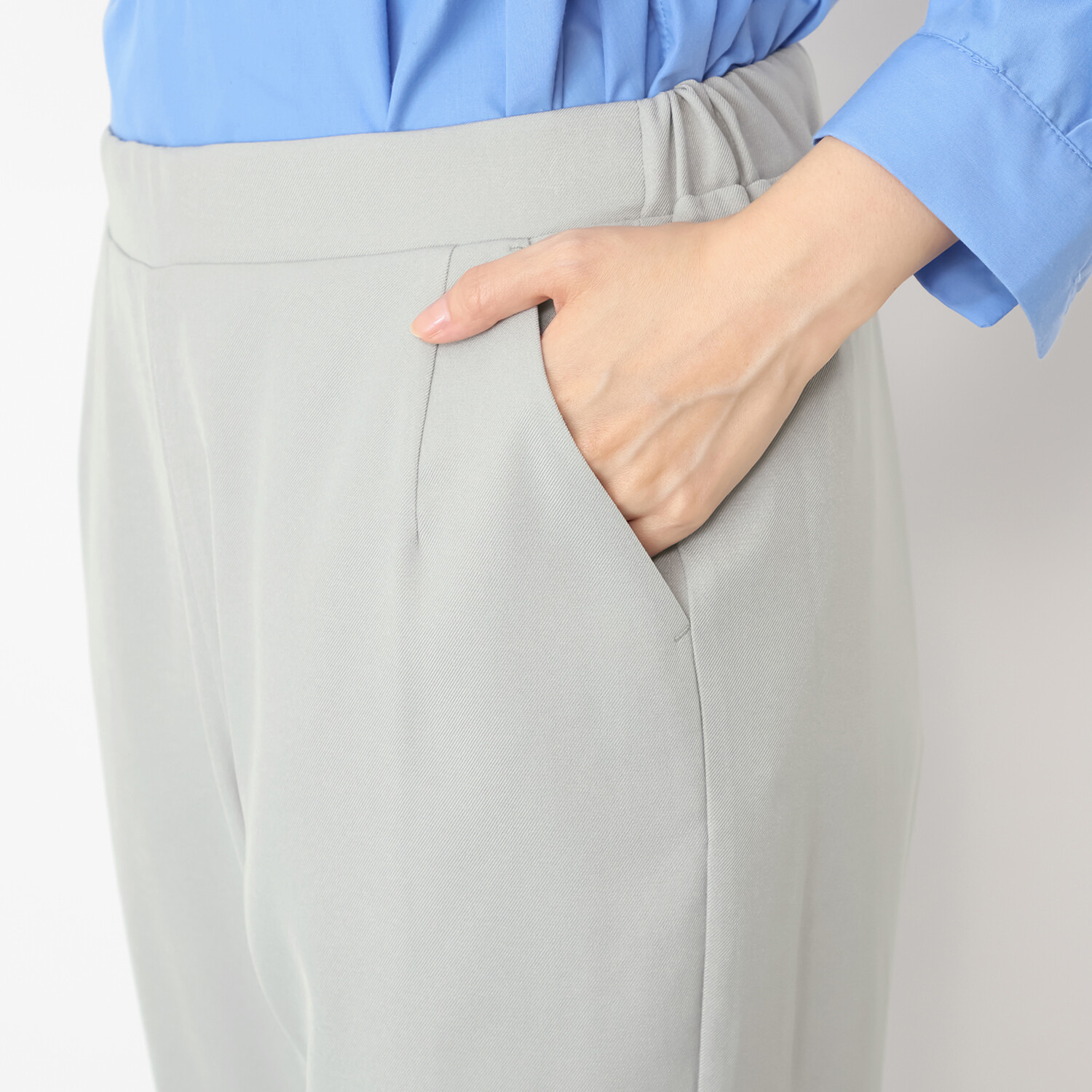 Ｋｕｎｎｙ． テーパードパンツ