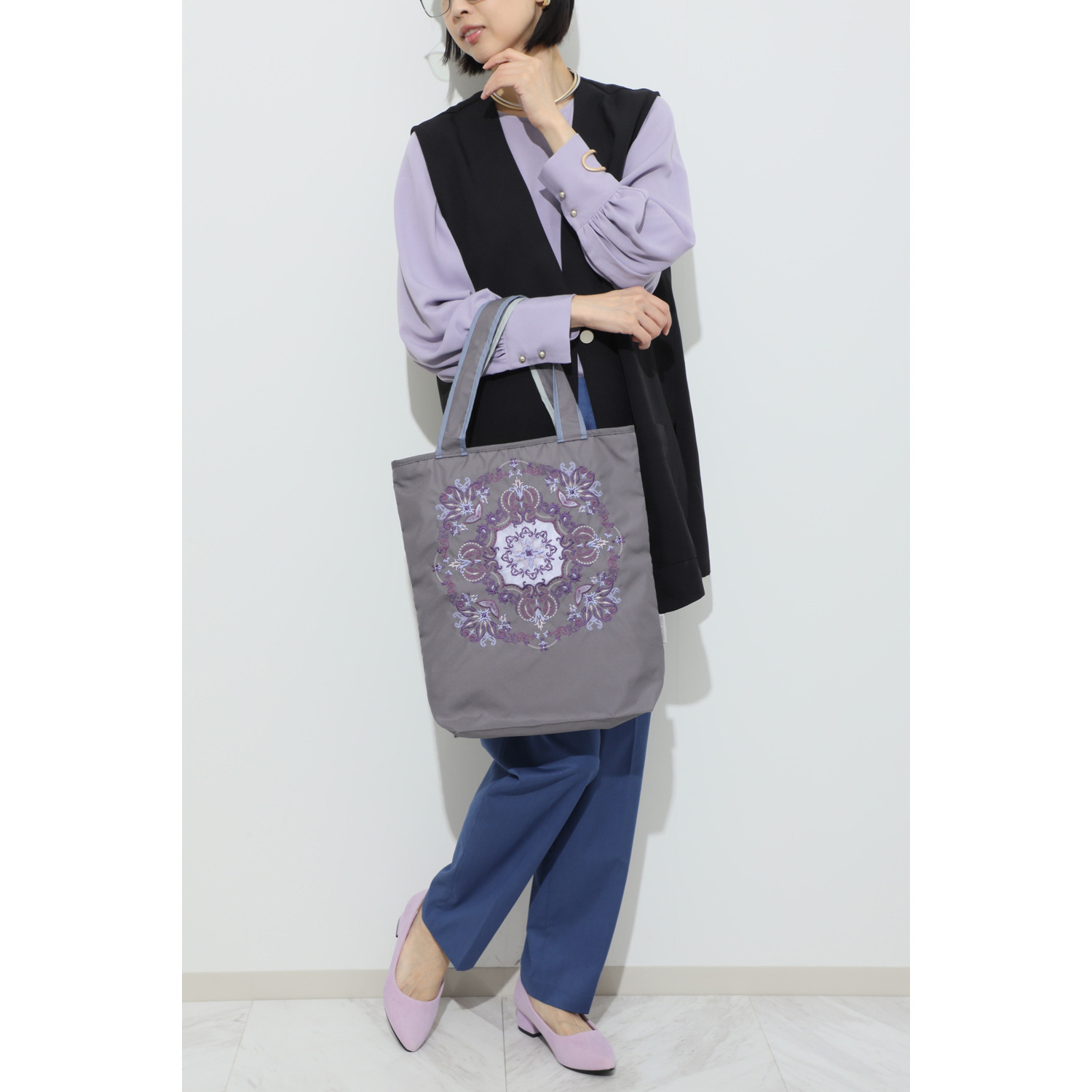 シノワズリーモダン 防水・はっ水 ツインプロテクト ダマスク カットワーク刺しゅう アートトートバッグ