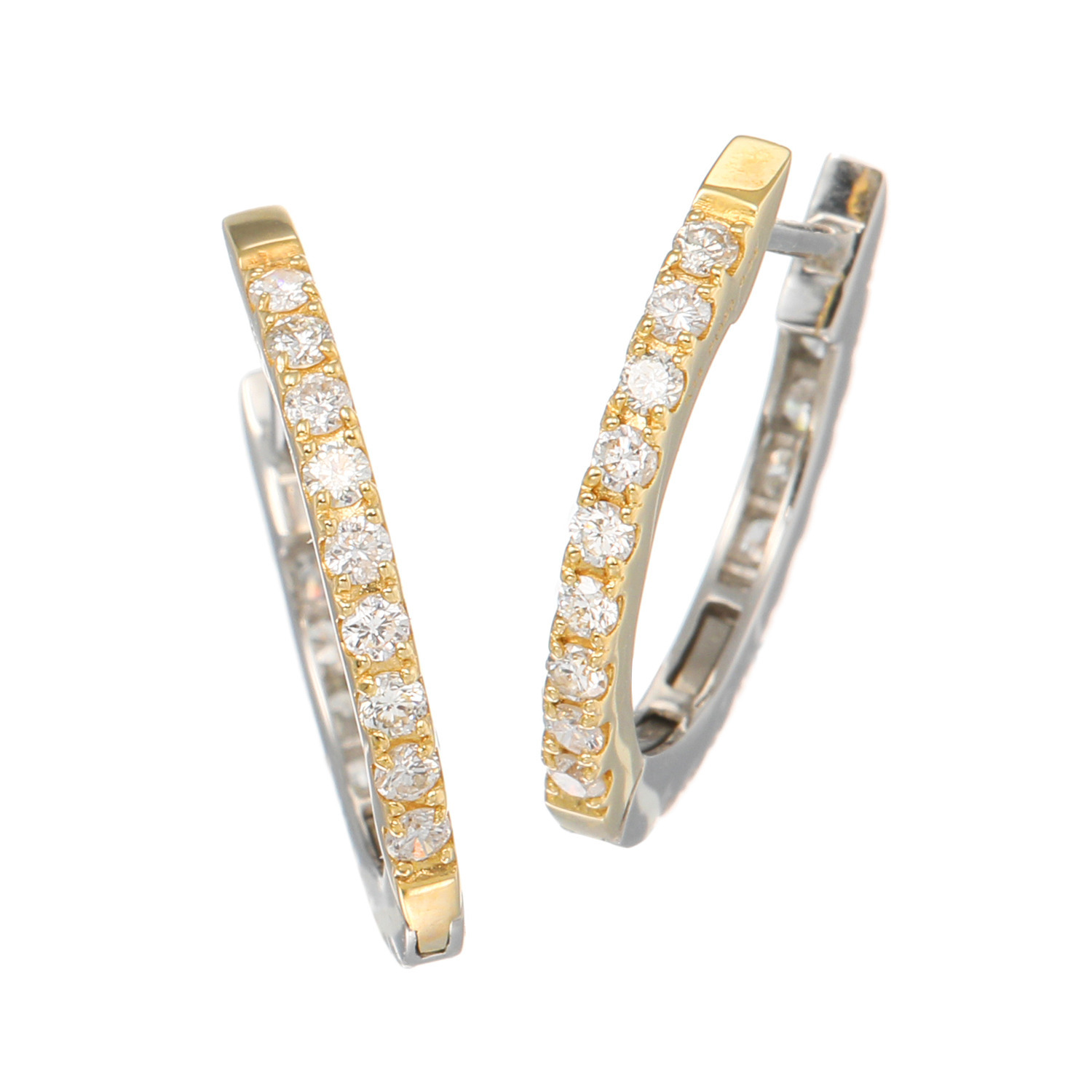 ディーラリエ プラチナ９５０＆１８Ｋ トータル ０．５カラットＵＰ ダイヤモンド リバーシブルフープピアス