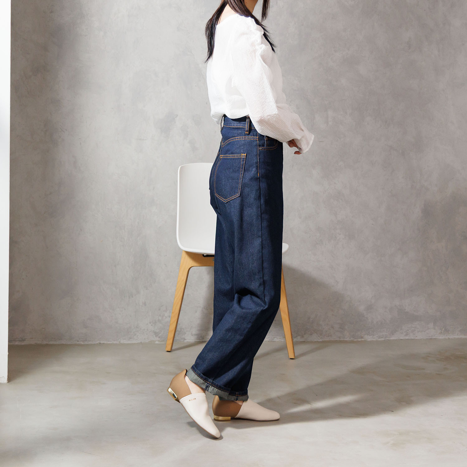 卑弥呼 驚きのフィット感 シープストレッチレザー すっと履けるパンプス