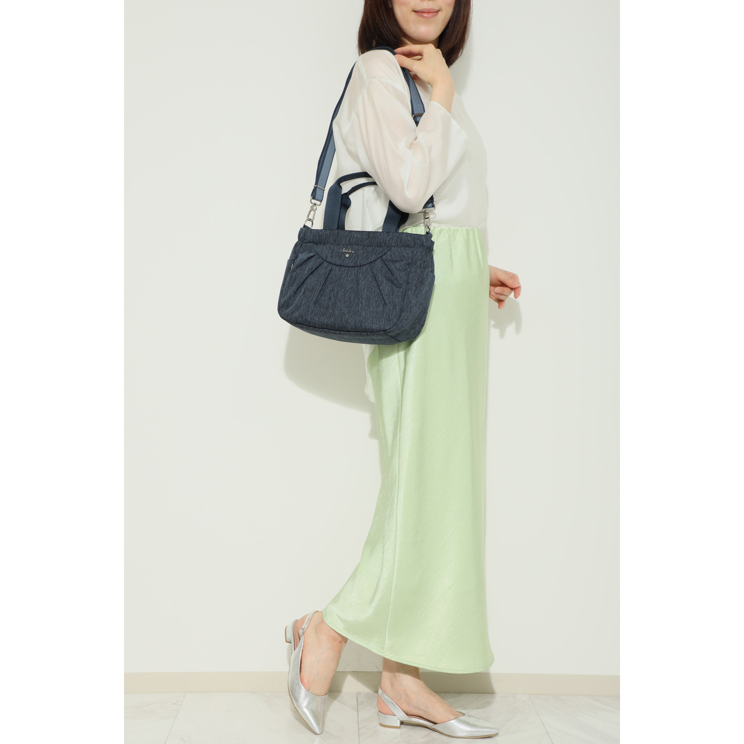 ビサイユ ブランド設立２０周年記念 はっ水 ２ウェイバッグ＆お楽しみ Ｗアニバーサリー企画 ２点セット