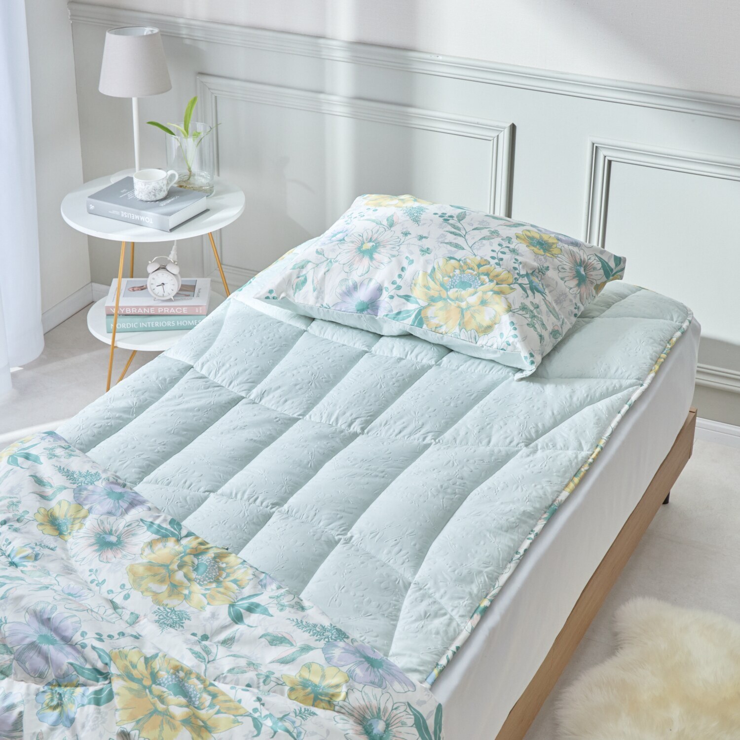 モリリン メルティーリッチダウン ほこりが出にくい 防ダニ・ウォッシャブル ふわもち敷きパッド ＜クイーン＞