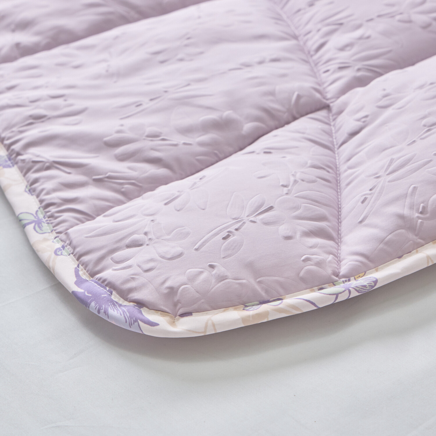 モリリン メルティーリッチダウン ほこりが出にくい 防ダニ・ウォッシャブル ふわもち敷きパッド ＜クイーン＞