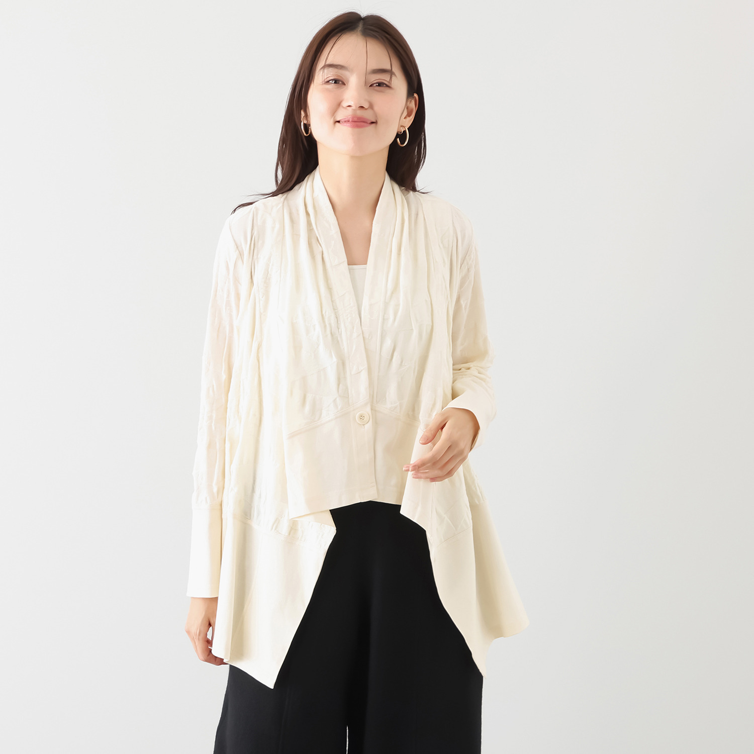 ナインティーン　ブルーム 尾州産ジャガード カーディガン