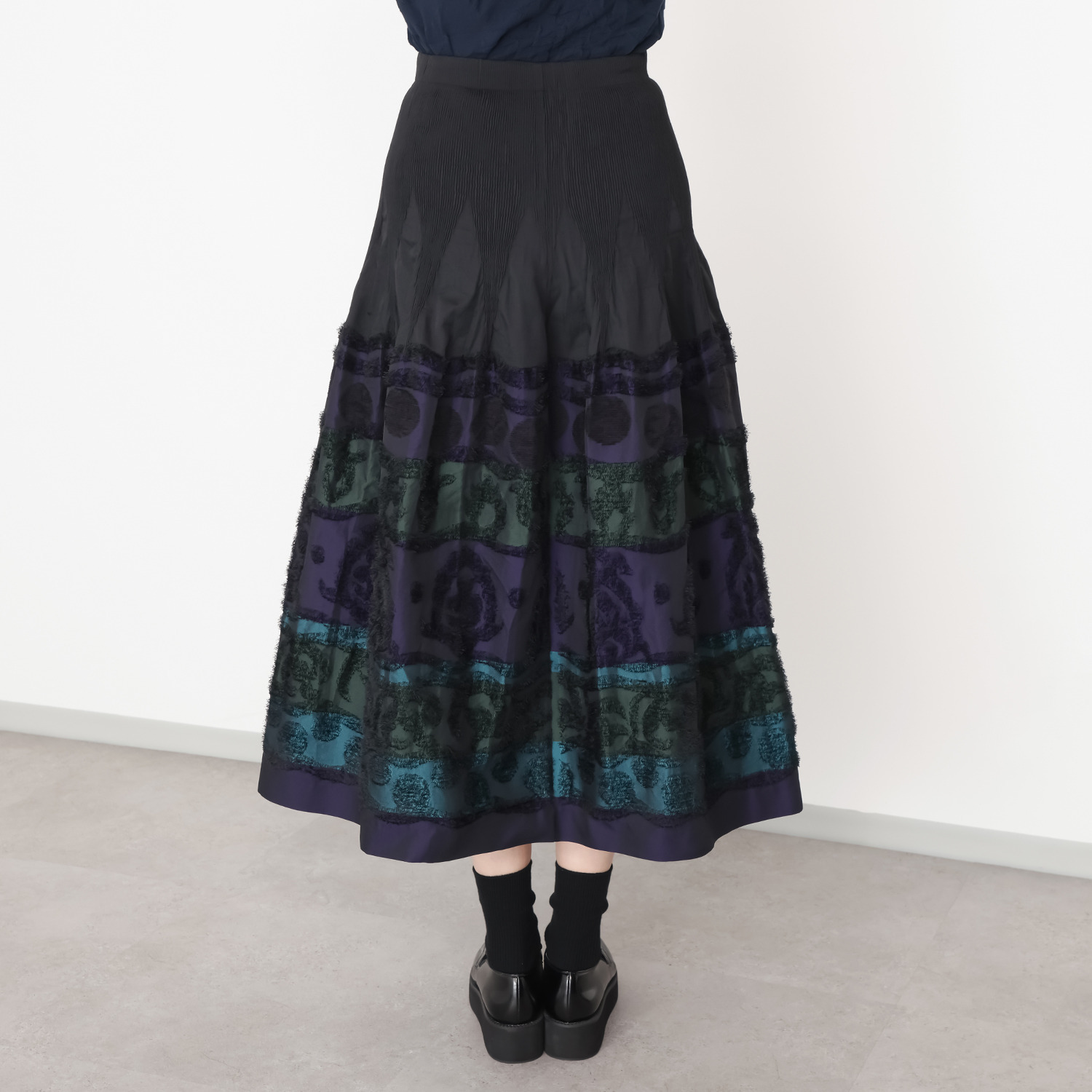 ナインティーン　ブルーム 桐生産ジャガード スカート