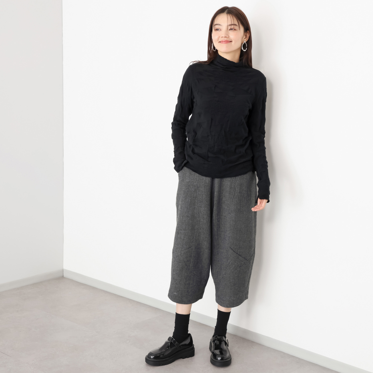 ナインティーン　ブルーム 尾州産ウールガーゼ 切替パンツ