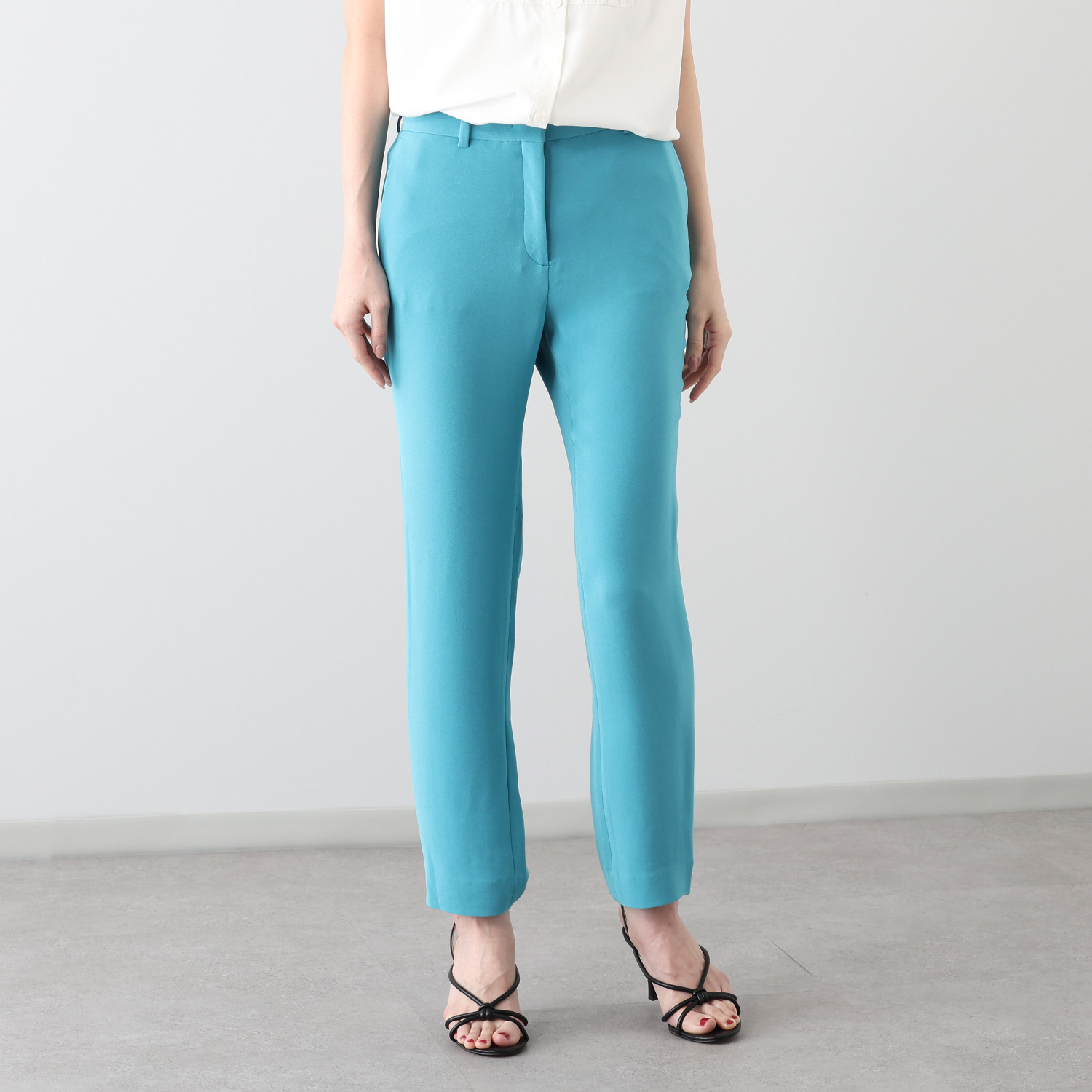 パンタパンタローニ 日本製ジョーゼット使用 クラシコイタリアモデル 細見えテーパードパンツ