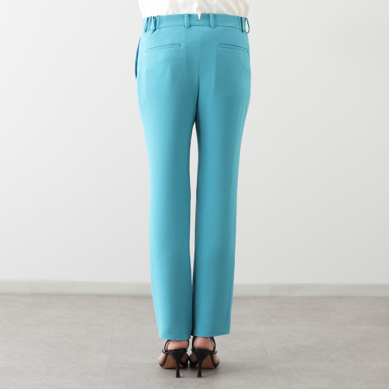 パンタパンタローニ 日本製ジョーゼット使用 クラシコイタリアモデル 細見えテーパードパンツ