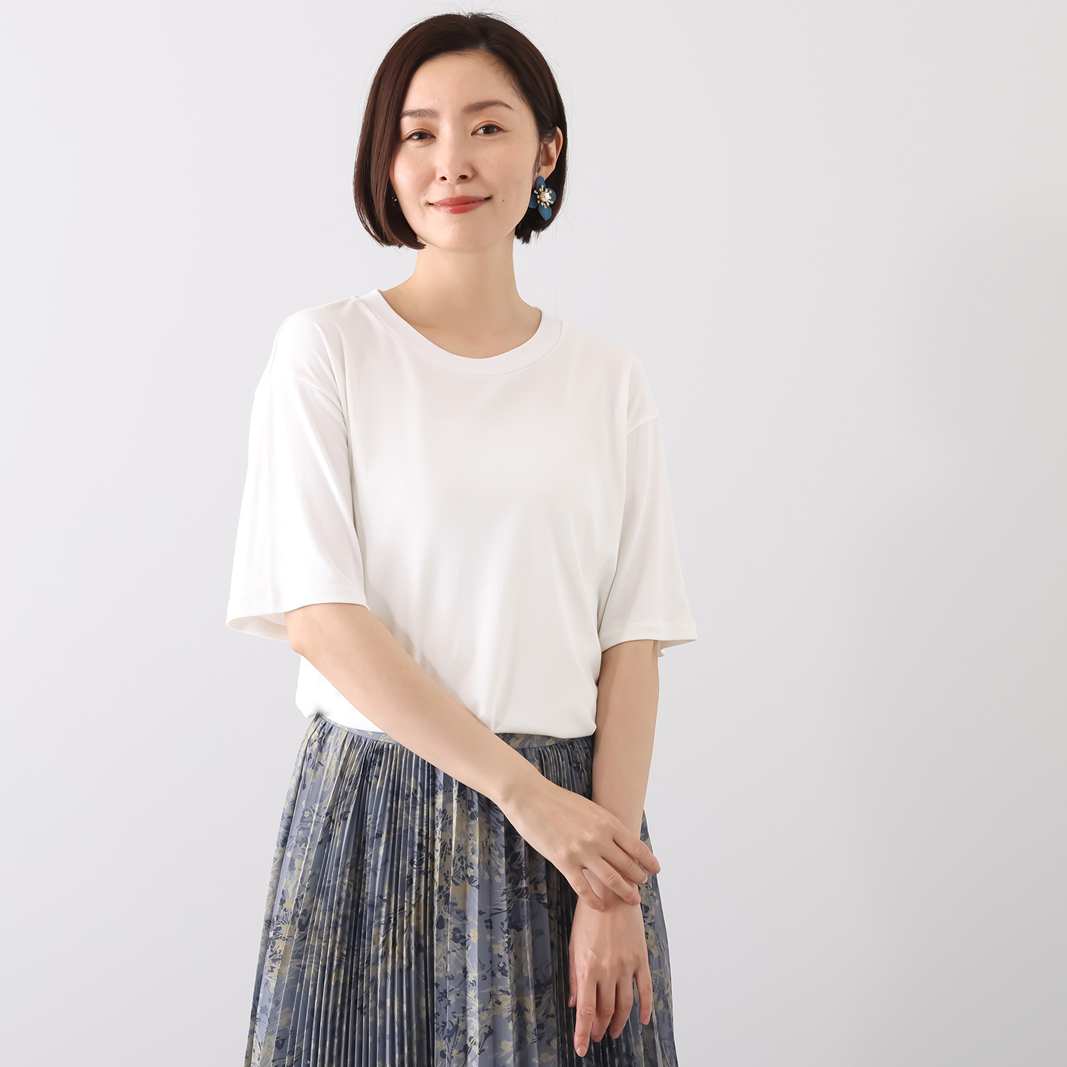 オーエヌオー 創業１００年の傑作 カルミヤコットン ガス焼き加工で艶仕上げ さらっと柔らかい リラックスプルオーバー