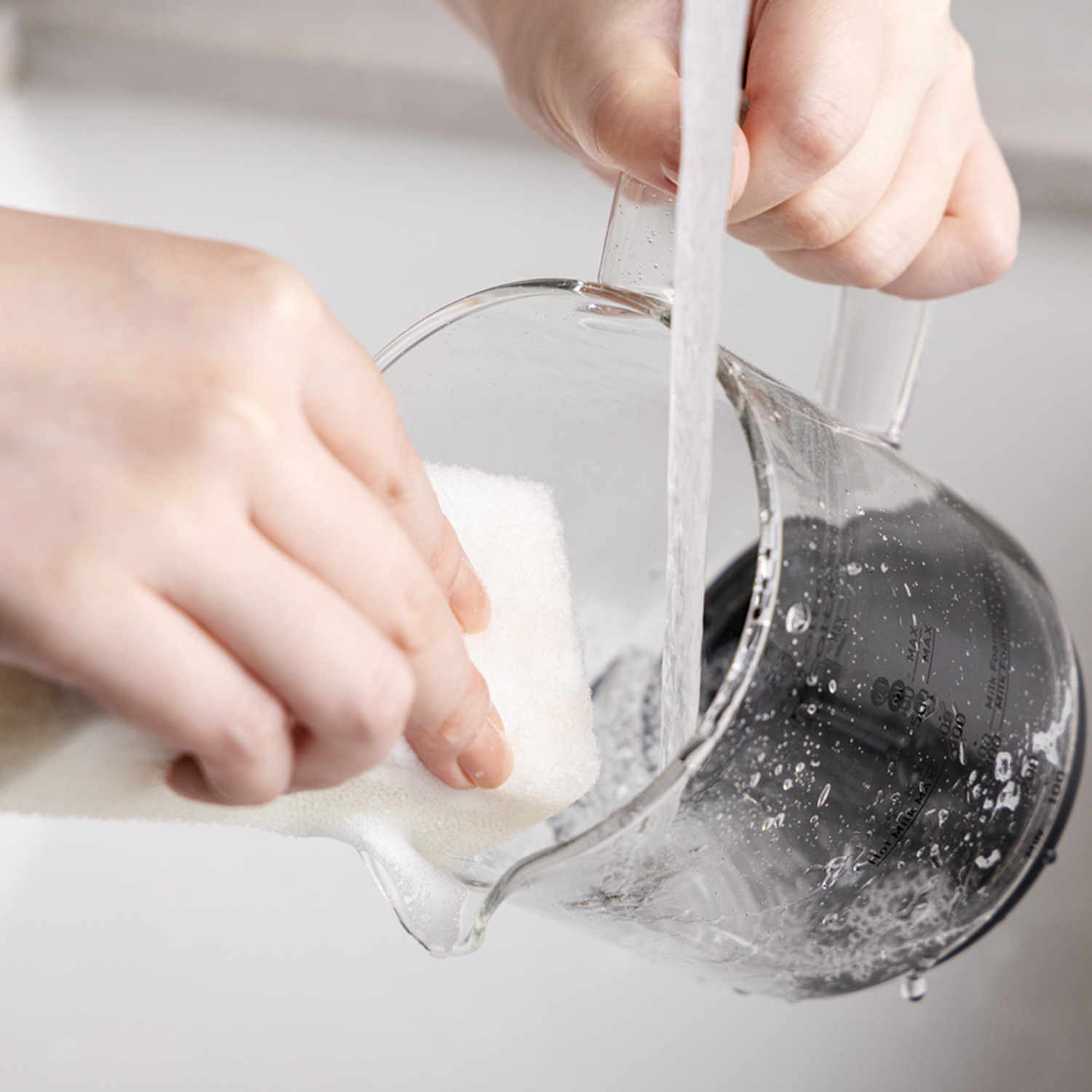 レコルト ６つのモード搭載で おうちでカフェ気分♪ カップ型ドリンクメーカー “ホットチョコ＆ 　ミルクフォーマー” ＲＭＴ−３　特別セット