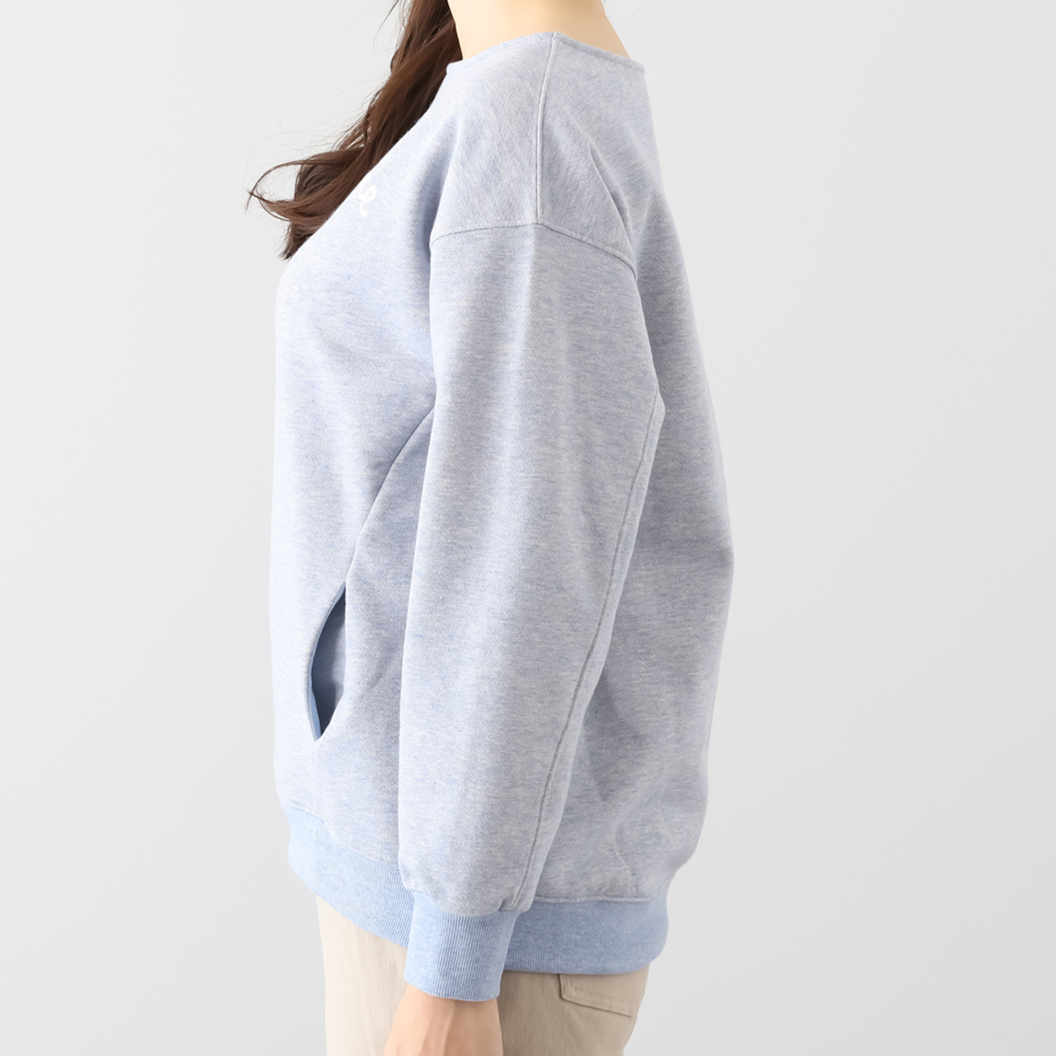 シーン ラメ裏毛 ロゴ刺しゅうプルオーバー