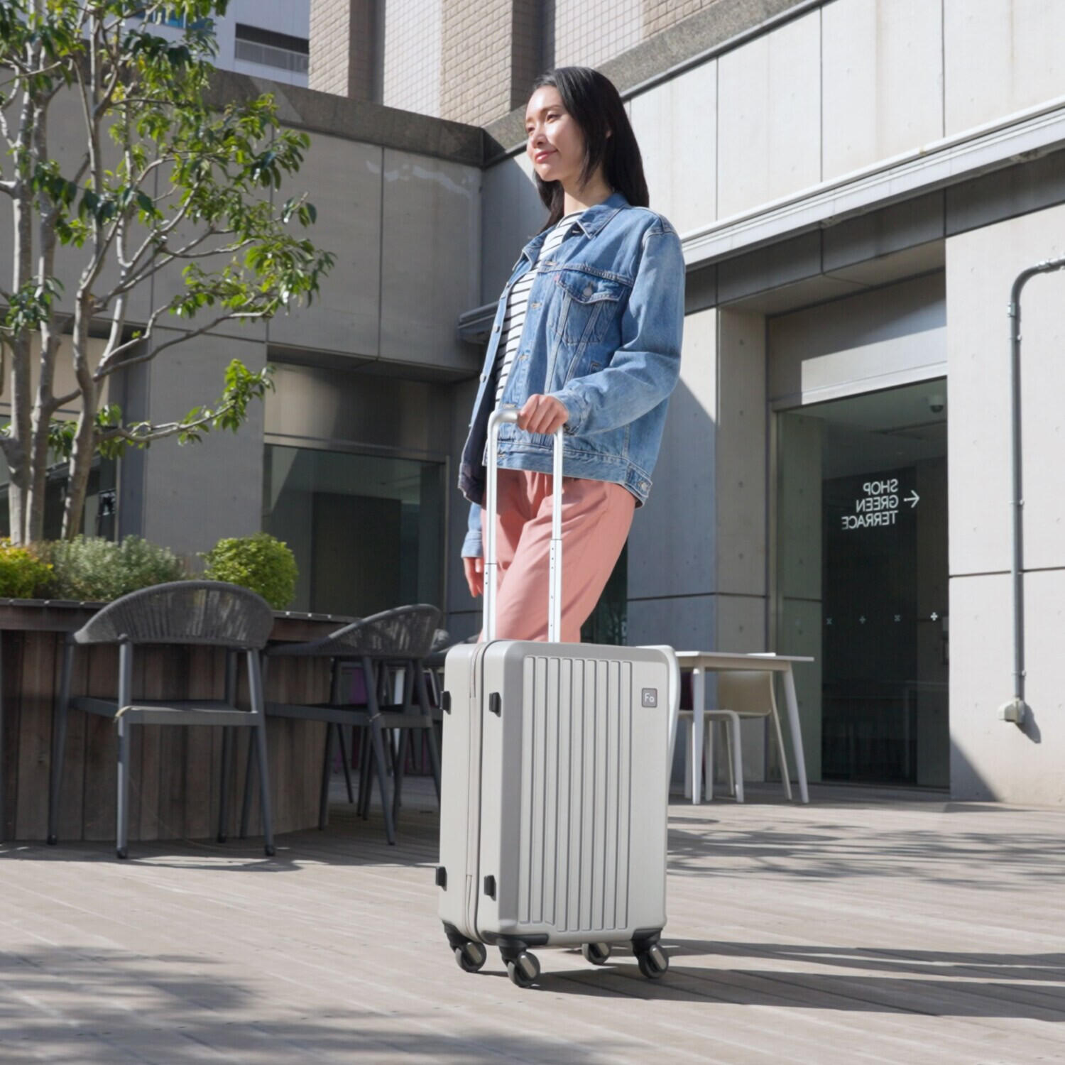 フリクエンター “リエーヴェ” 衝撃緩衝 スーツケース４８ｃｍ 旅行ポーチ７点セット ＜機内持ち込み可＞