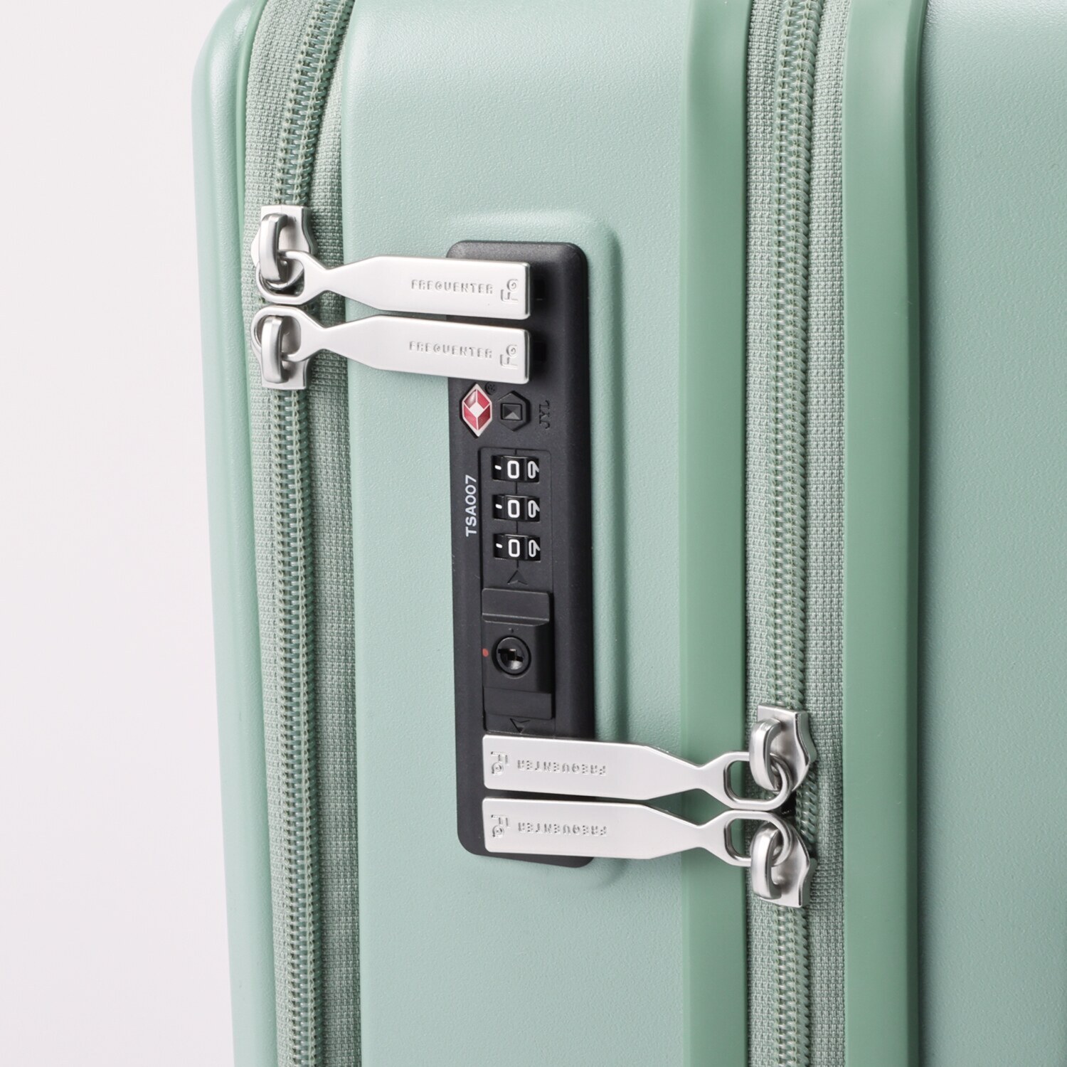 フリクエンター “リエーヴェ” 衝撃緩衝 フロントオープン スーツケース４８ｃｍ 旅行ポーチ７点セット ＜機内持ち込み可＞