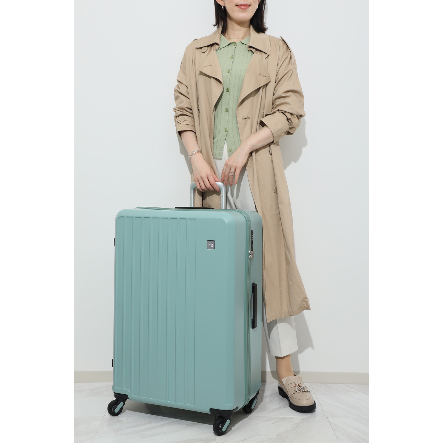 フリクエンター “リエーヴェ” 衝撃緩衝 ６８ｃｍスーツケース 旅行ポーチ７点セット