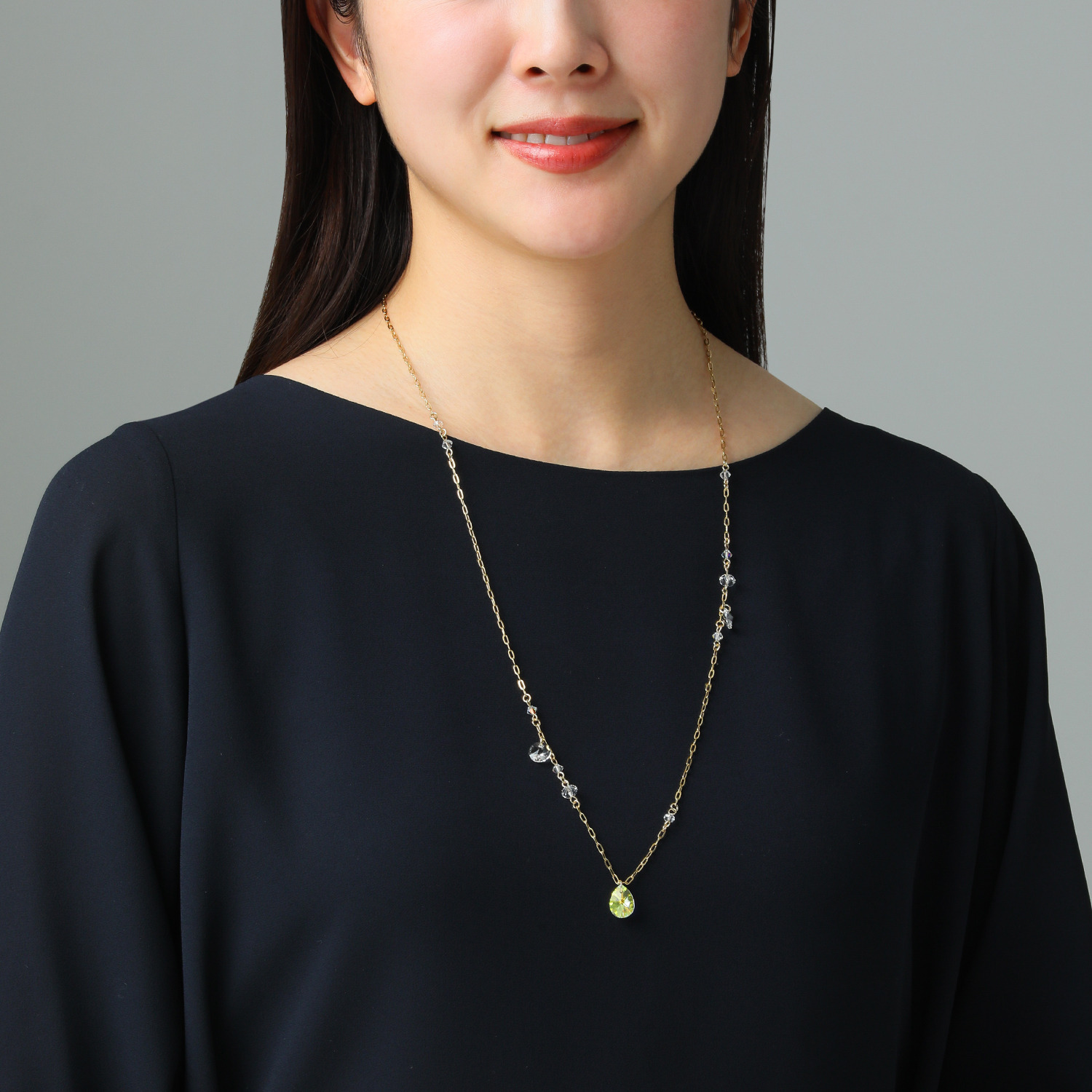 キラキラギフト バイ　アビステ ステンレス クリスタルガラス キラキラドロップ ロングネックレス