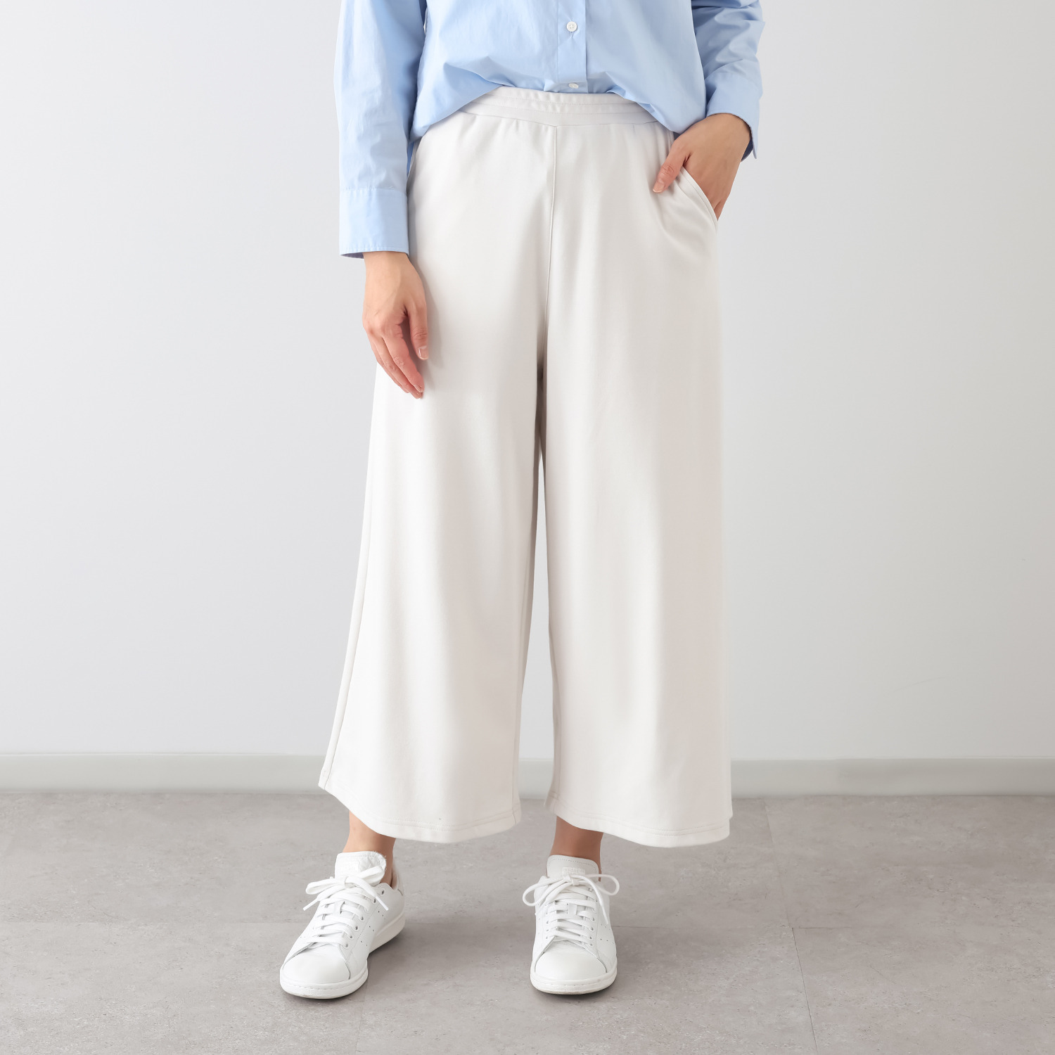 ココンライフ　ドゥ 綿・キュプラ混 “ペアクール”スムース ワイドパンツ