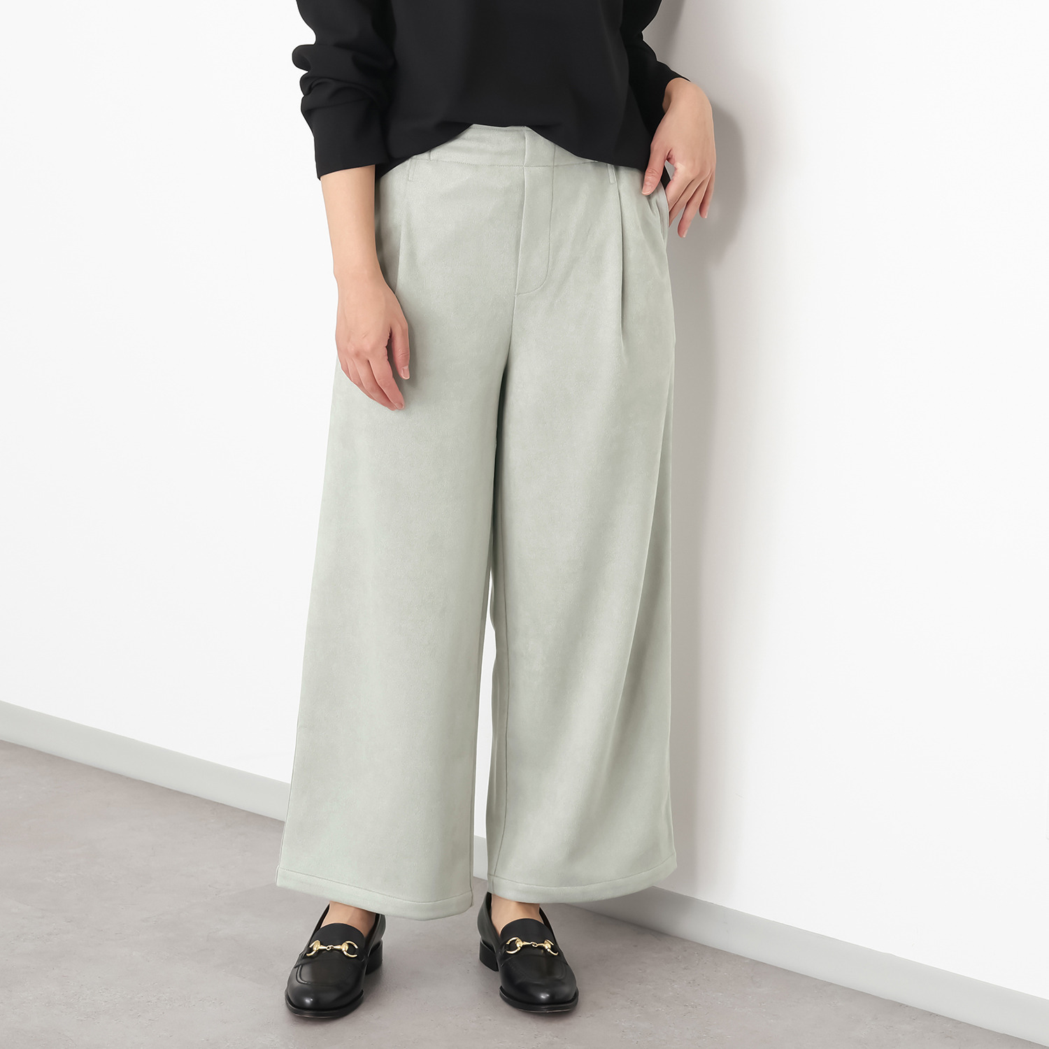 チーロ スエードタッチ タックワイドパンツ