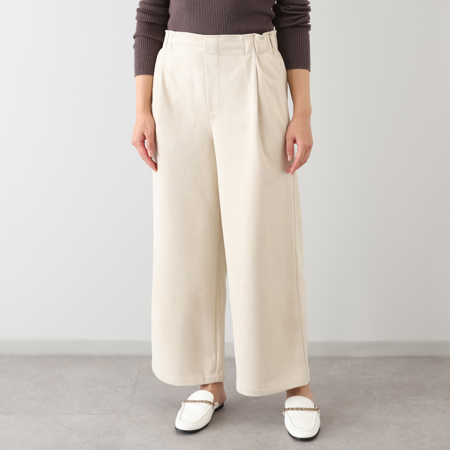 チーロ スエードタッチ タックワイドパンツ