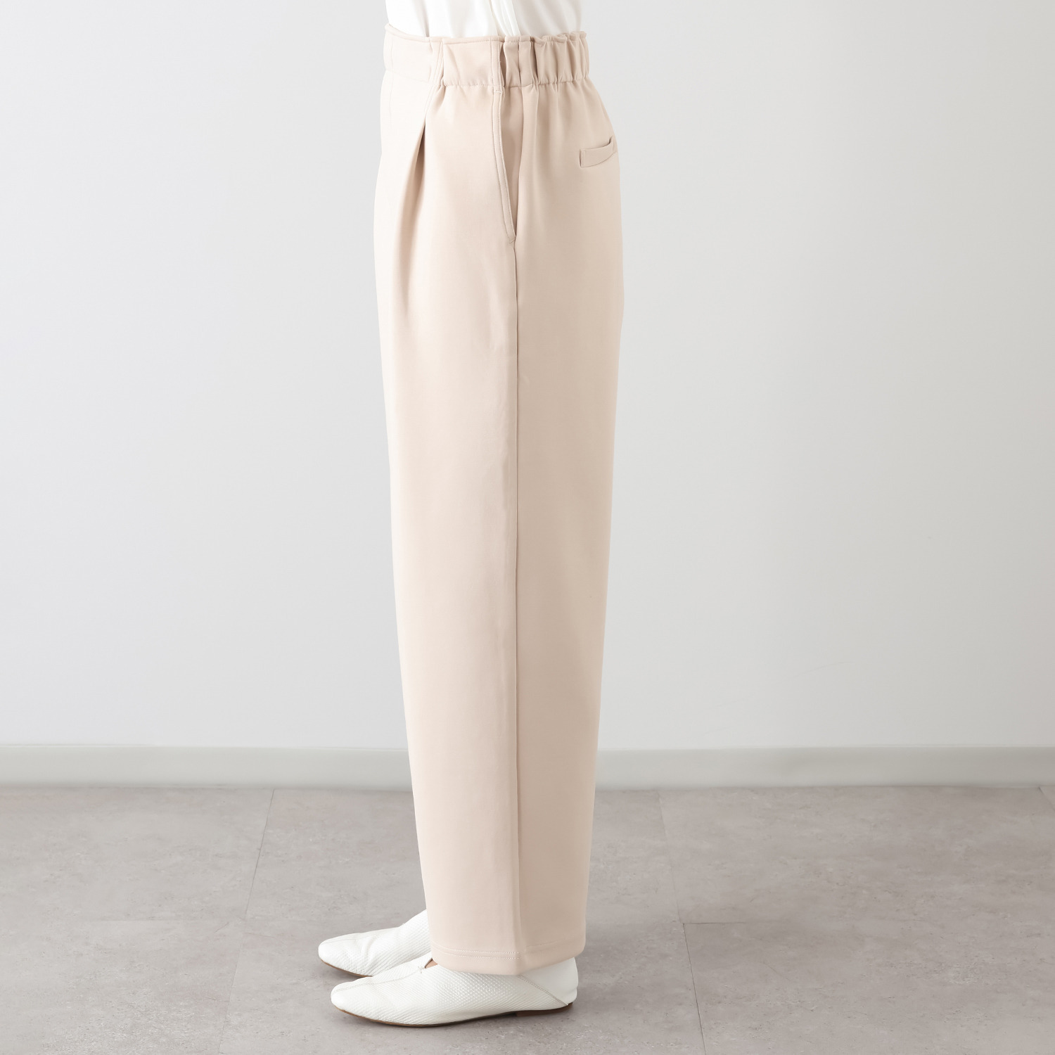 チーロ ダンボールニット バレルパンツ