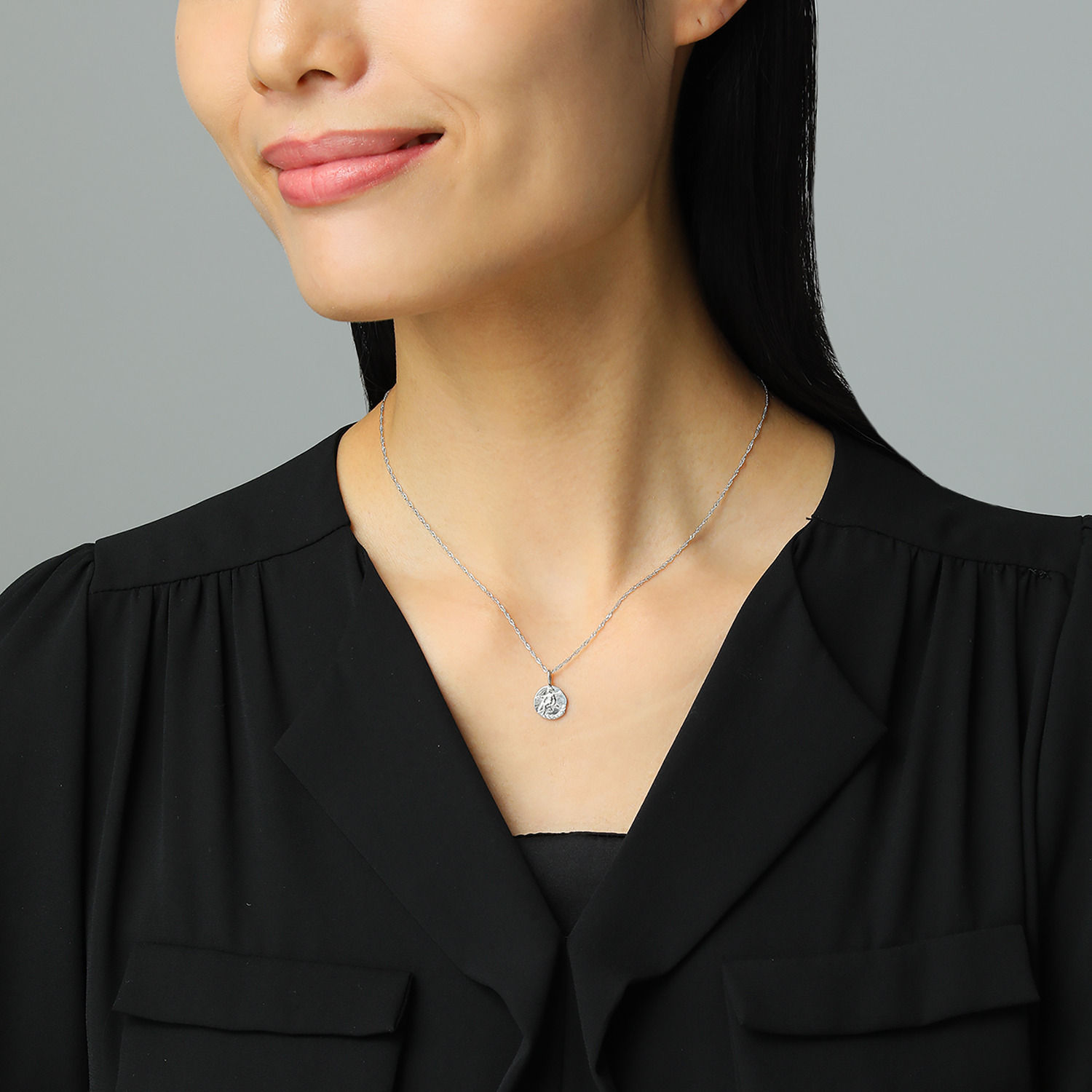 ピュアイズム 純プラチナ アンティーク調 コインモティーフ リバーシブル ペンダントトップ