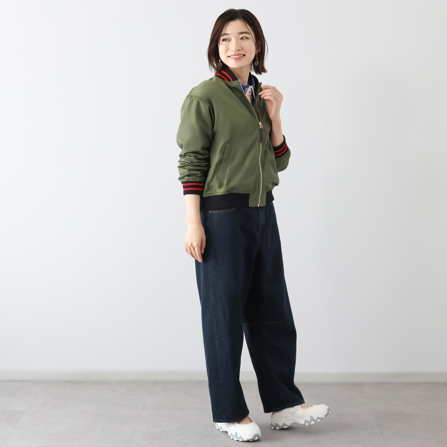 エムジェイアール　バイ マチコ　ジント　ロンドン 配色ラインアクセント ブルゾン