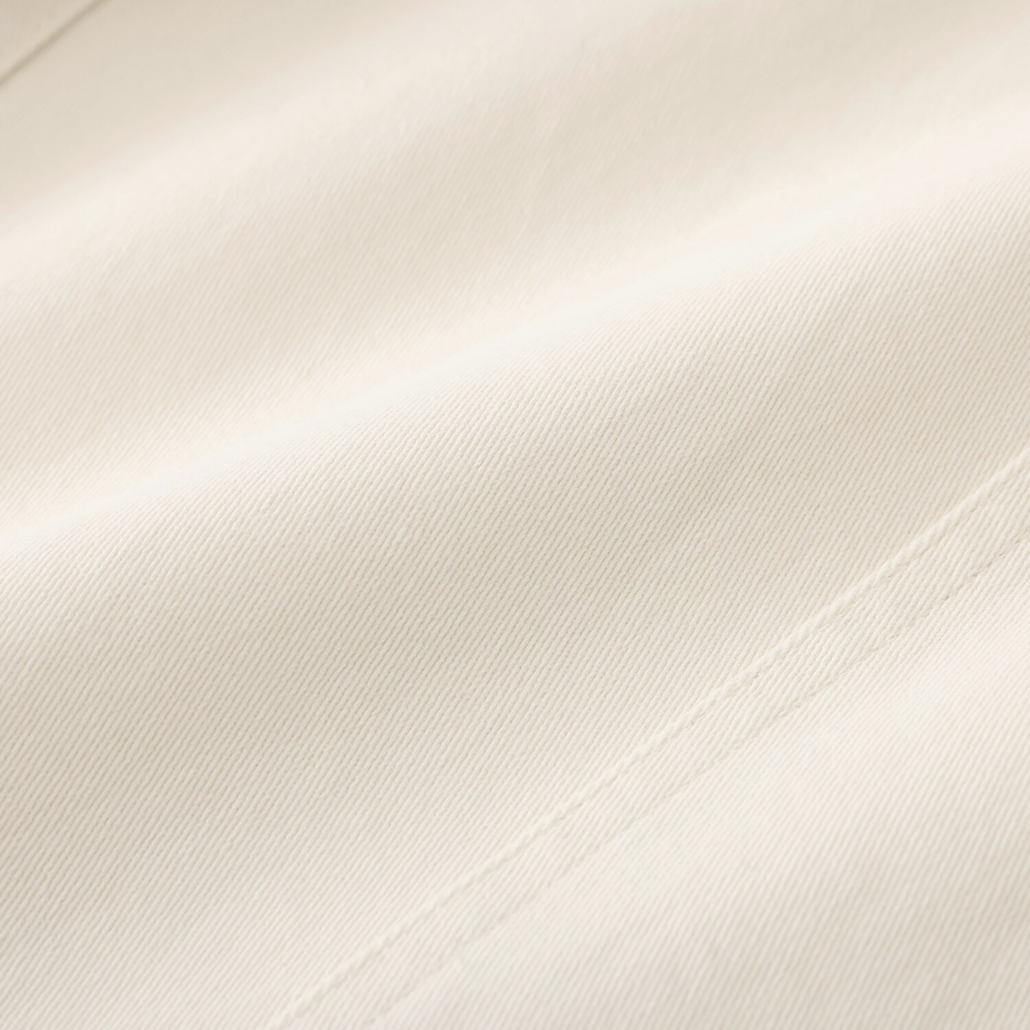 アトリエール ロールアップもオシャレな パウダリータッチ コットン混 テーパードパンツ