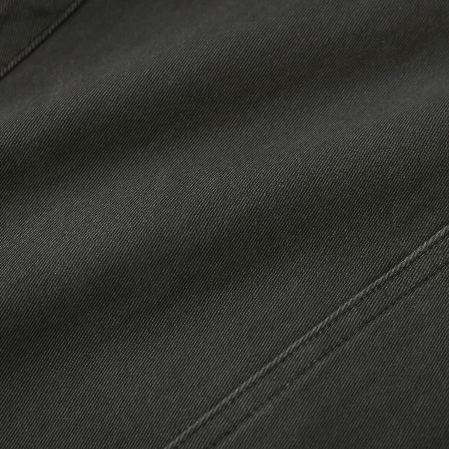 アトリエール ロールアップもオシャレな パウダリータッチ コットン混 テーパードパンツ