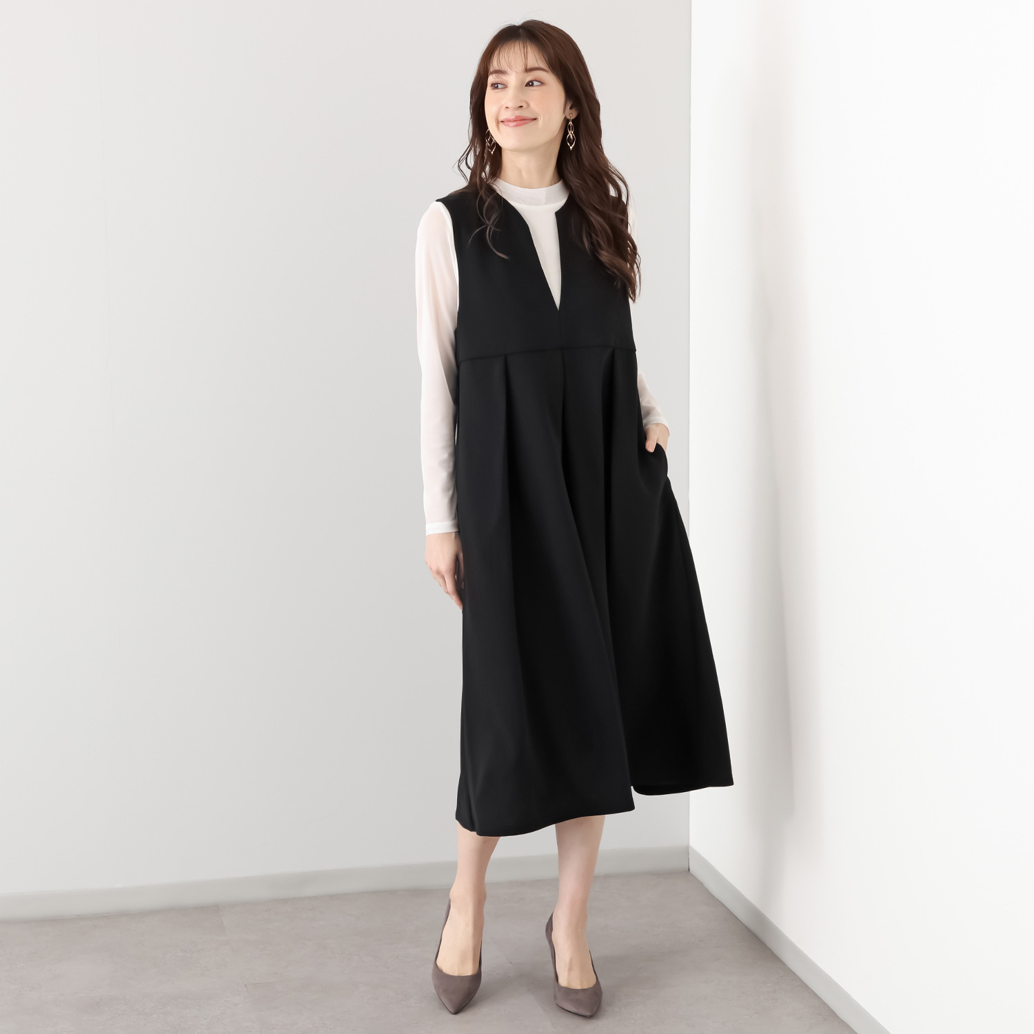 マダムヒロコ ドレープツイル キーネック ジャンパースカート