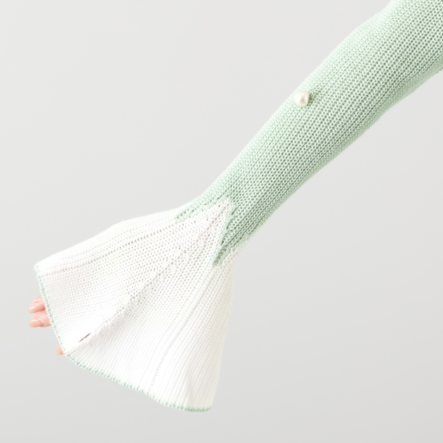 マダムヒロコ カフアレンジ ベルスリーブ プルオーバー