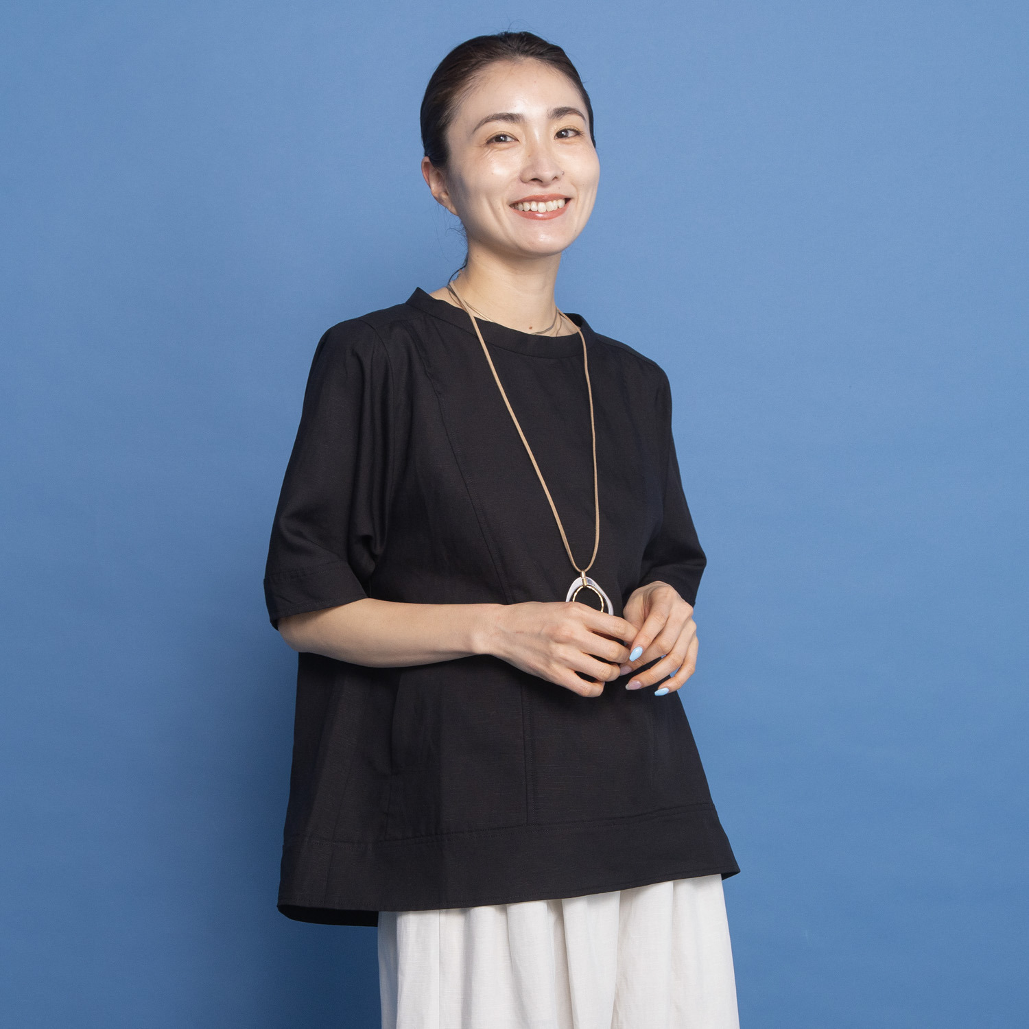 オルテンジア Ｔシャツ感覚で着るだけ！ カジュアルを上質に導く 大人の洗練ブラウス