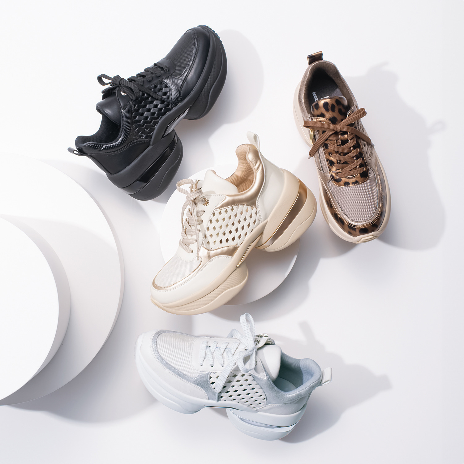 ヌーベルヴォーグ リュクスライン ブランド誕生１５周年！ 魅せるヒールコンシャス 楽してキレイを手に入れる 軽量厚底スニーカー
