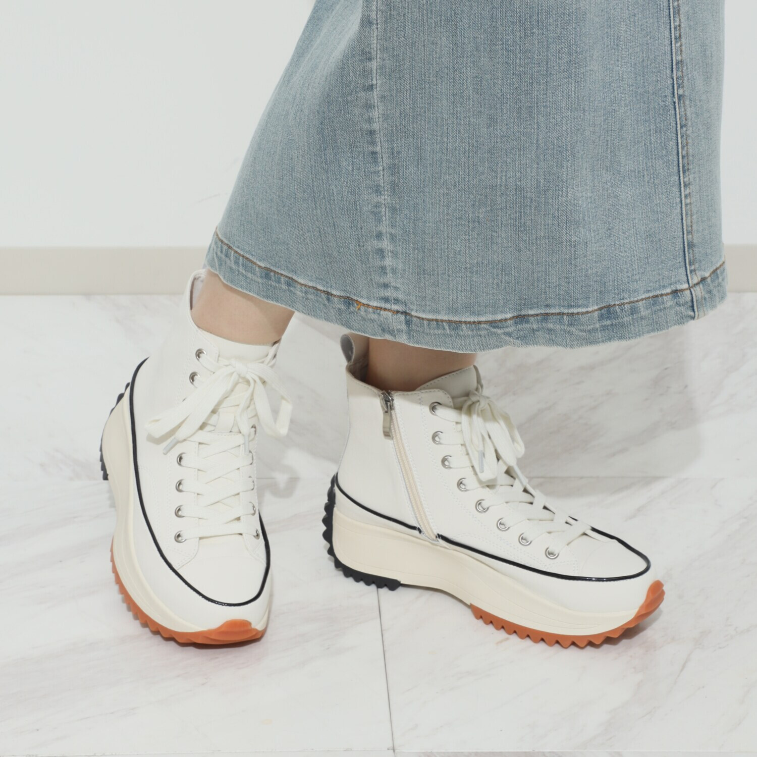 ヌーベルヴォーグ リュクスライン ブランド１５周年企画 牛革厚底スニーカー