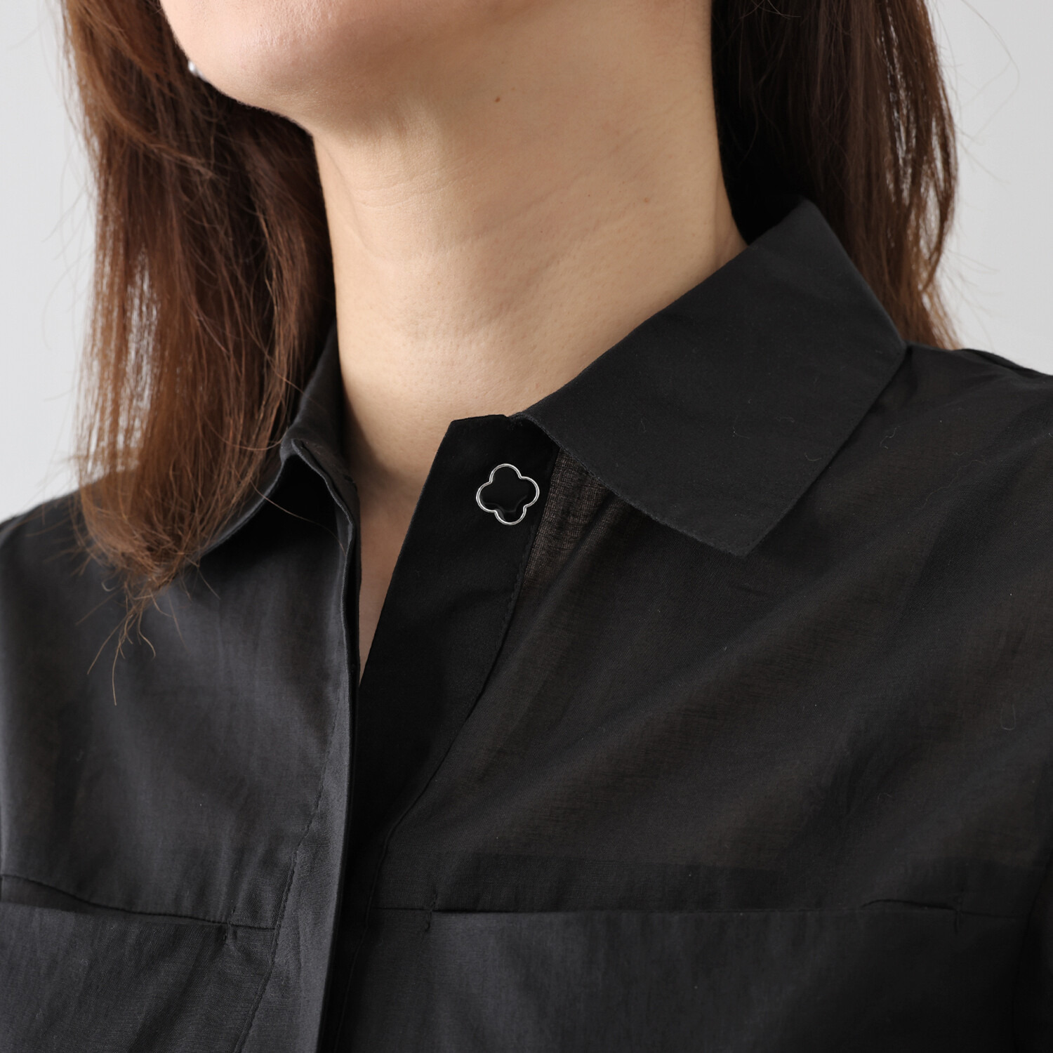 ヴィオラウィル コットン１００％ 爽やかな印象 上品な透け感のある ビッグポケットシャツ