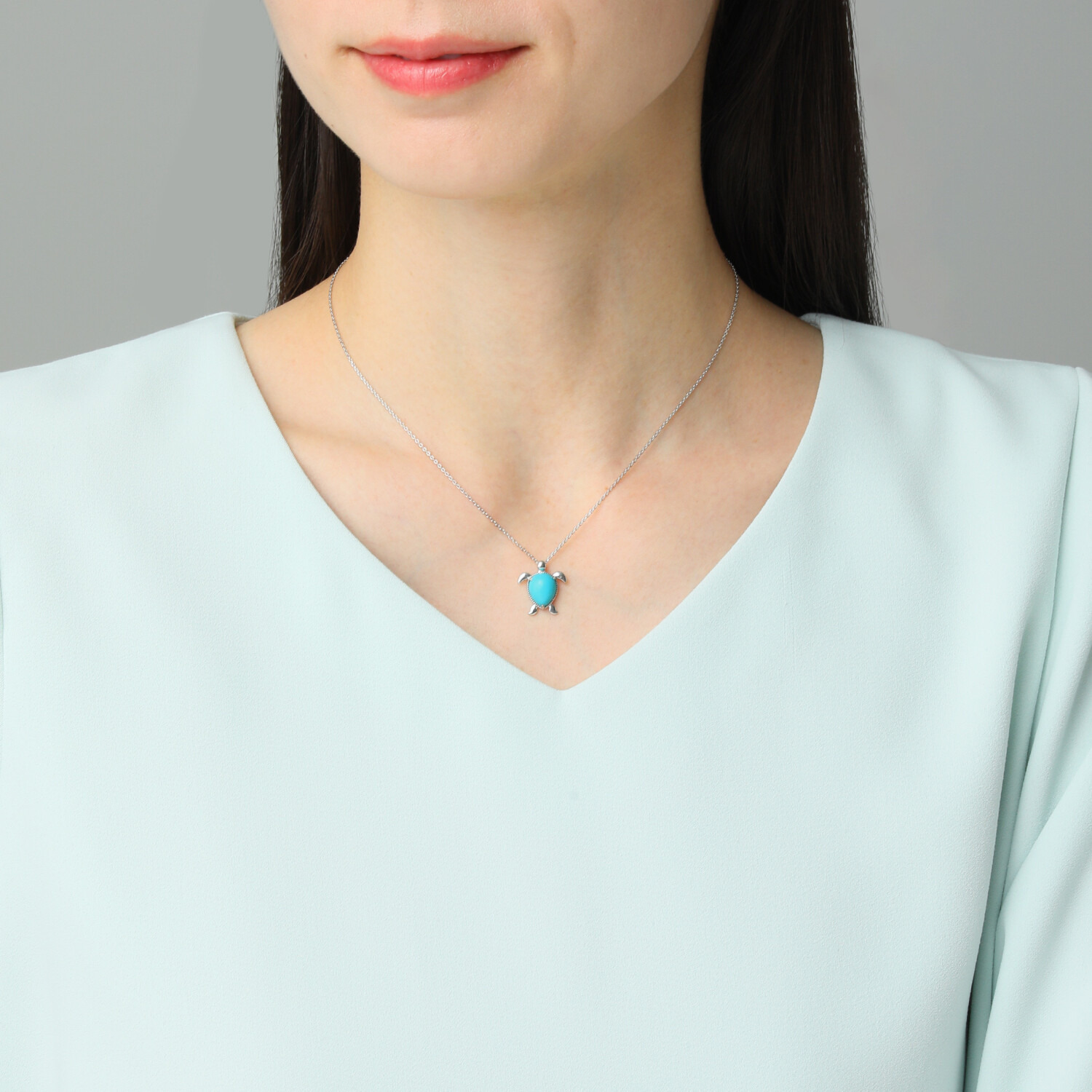 ドラマチック・ターコイズ シルバー アリゾナ産ターコイズ カメモティーフ ペンダント