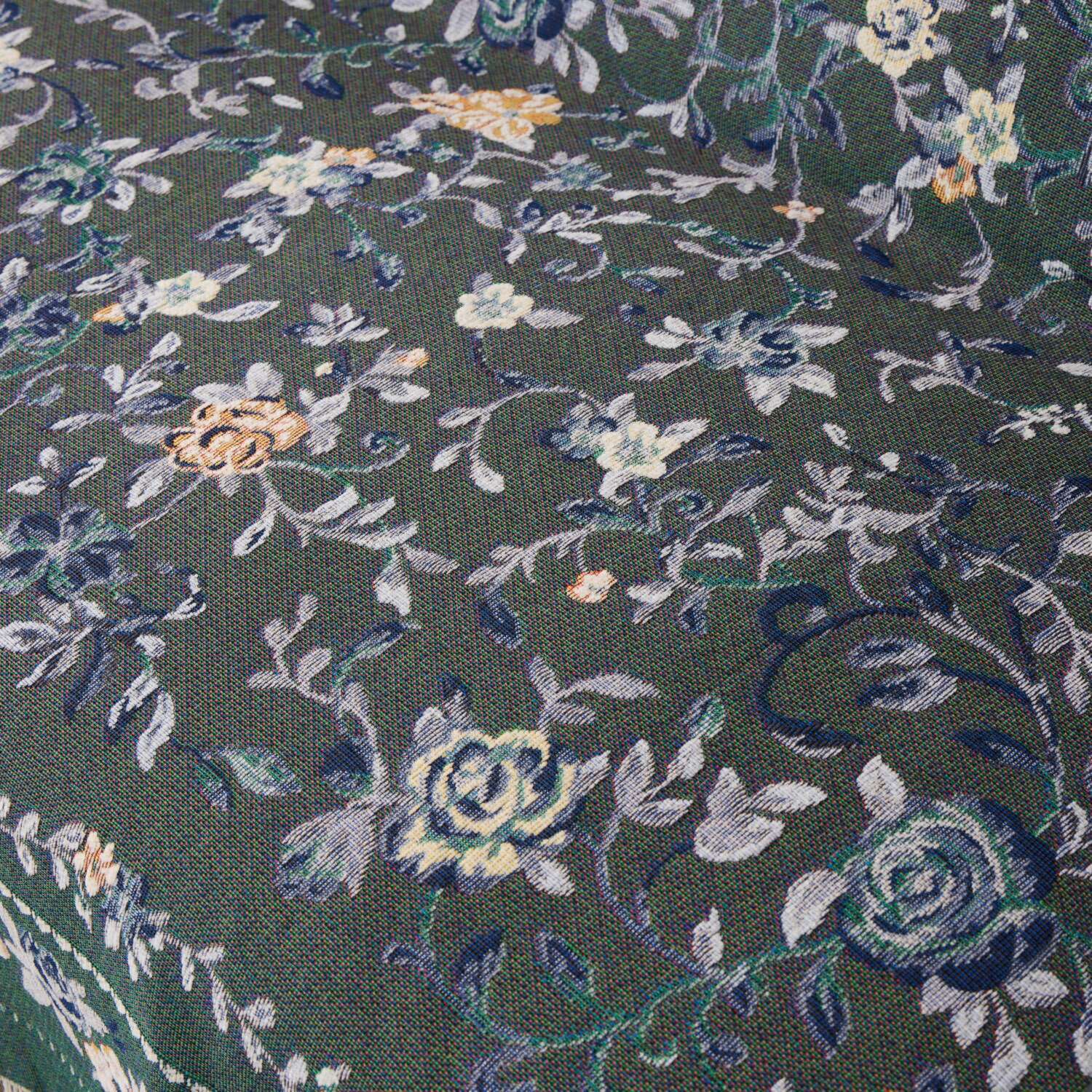 メゾン　ド　ノア はっ水 シェニールゴブラン織 マルチカバー ＜１９０×１９０ｃｍ＞