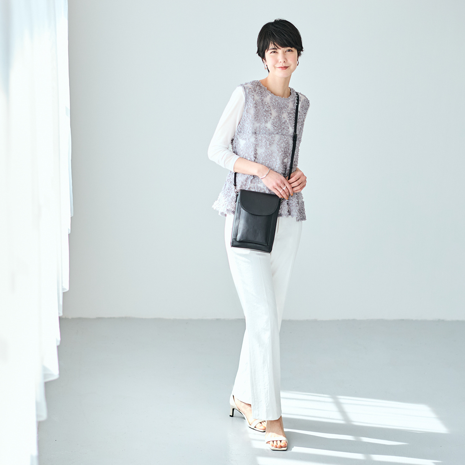 リアマッサ ラムレザー ショルダーバッグ