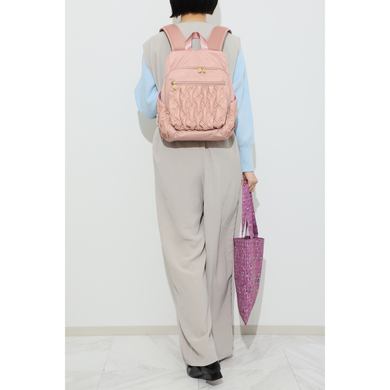 ウニカ 人間工学に基づいた ふんわりキルトポケット リュック ＜トートバッグ付＞