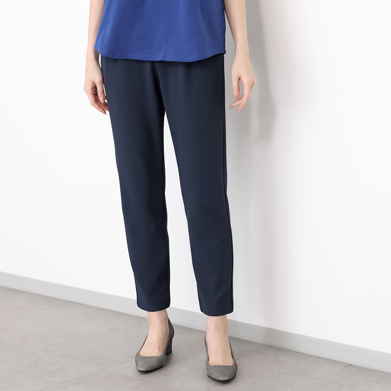 ＴＡＫＵＭＩＢＡ 洗えてシワになりにくい！ ストレッチジョーゼット 日本製　ワンタック テーパードパンツ