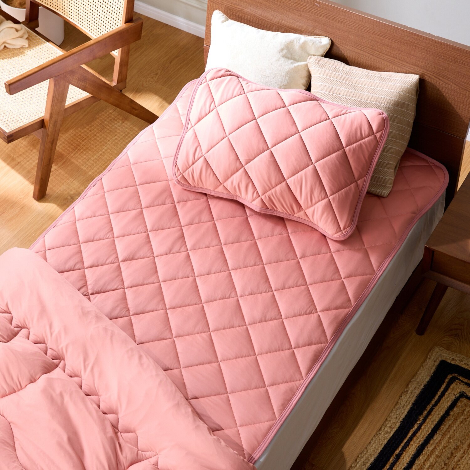 モリリン 優れた温度調整力＆ とろとろの肌触り！ サーモアジャストＩＩ 敷きパッド ＜ダブル＞