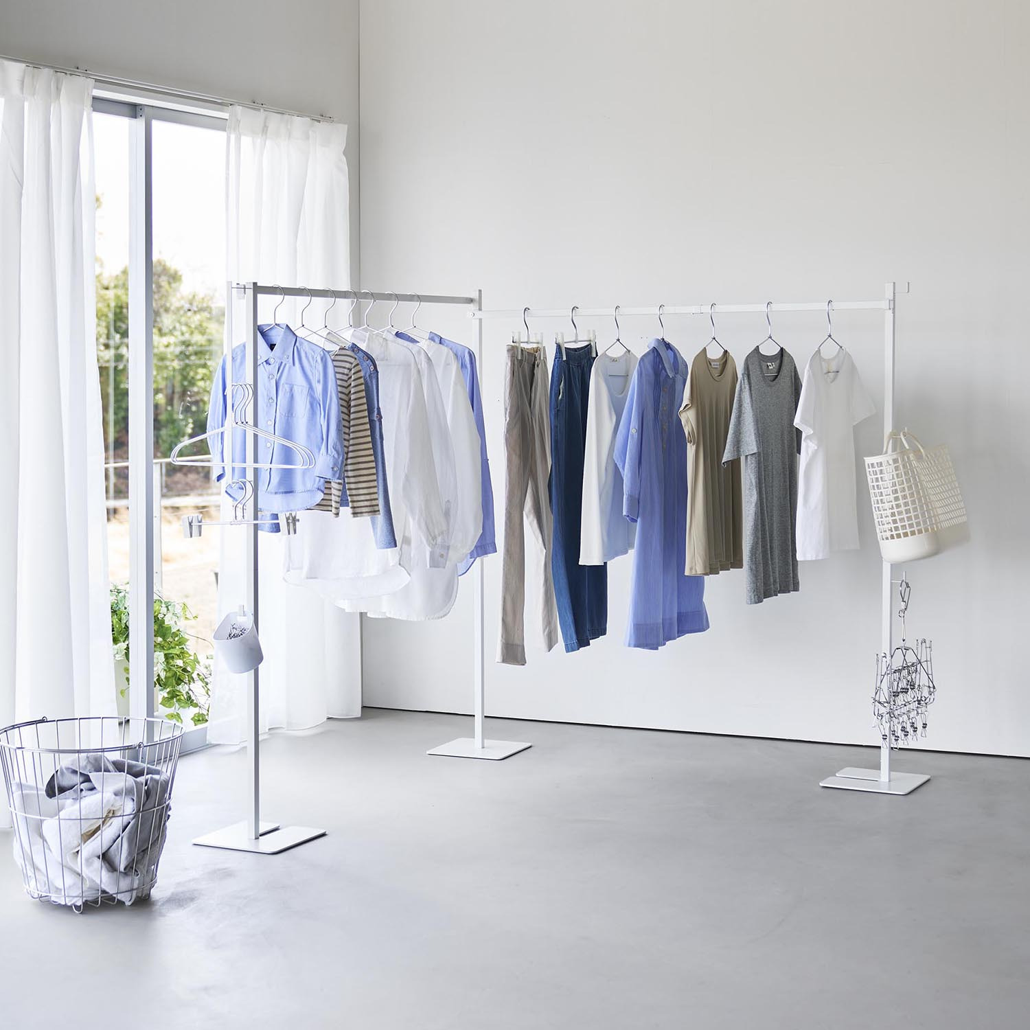 山崎実業　タワー サッと広げて簡単設置！ 折り畳み室内物干し ＜２連＞