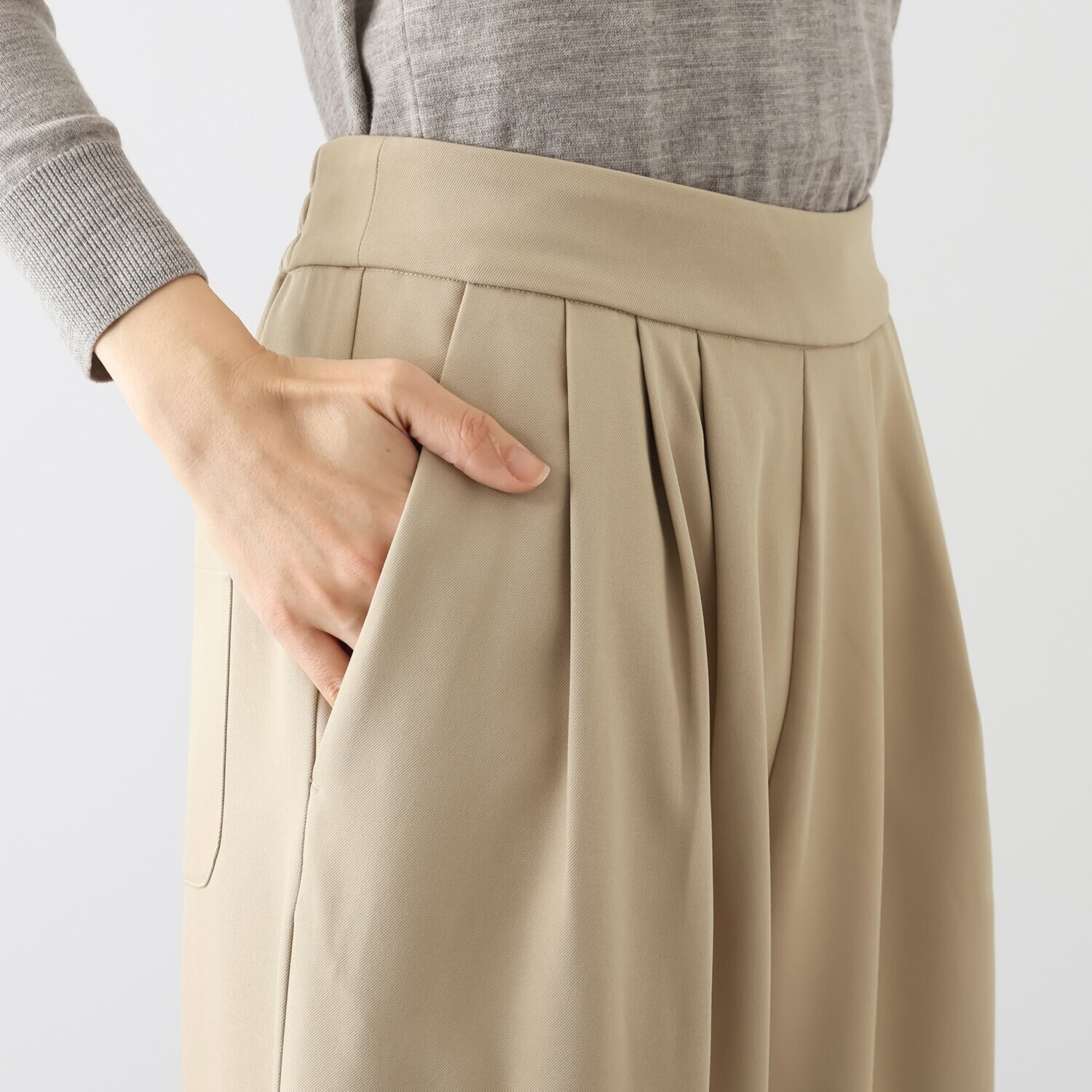 ホリーズ　アズ フロントタックアクセント ワイドパンツ