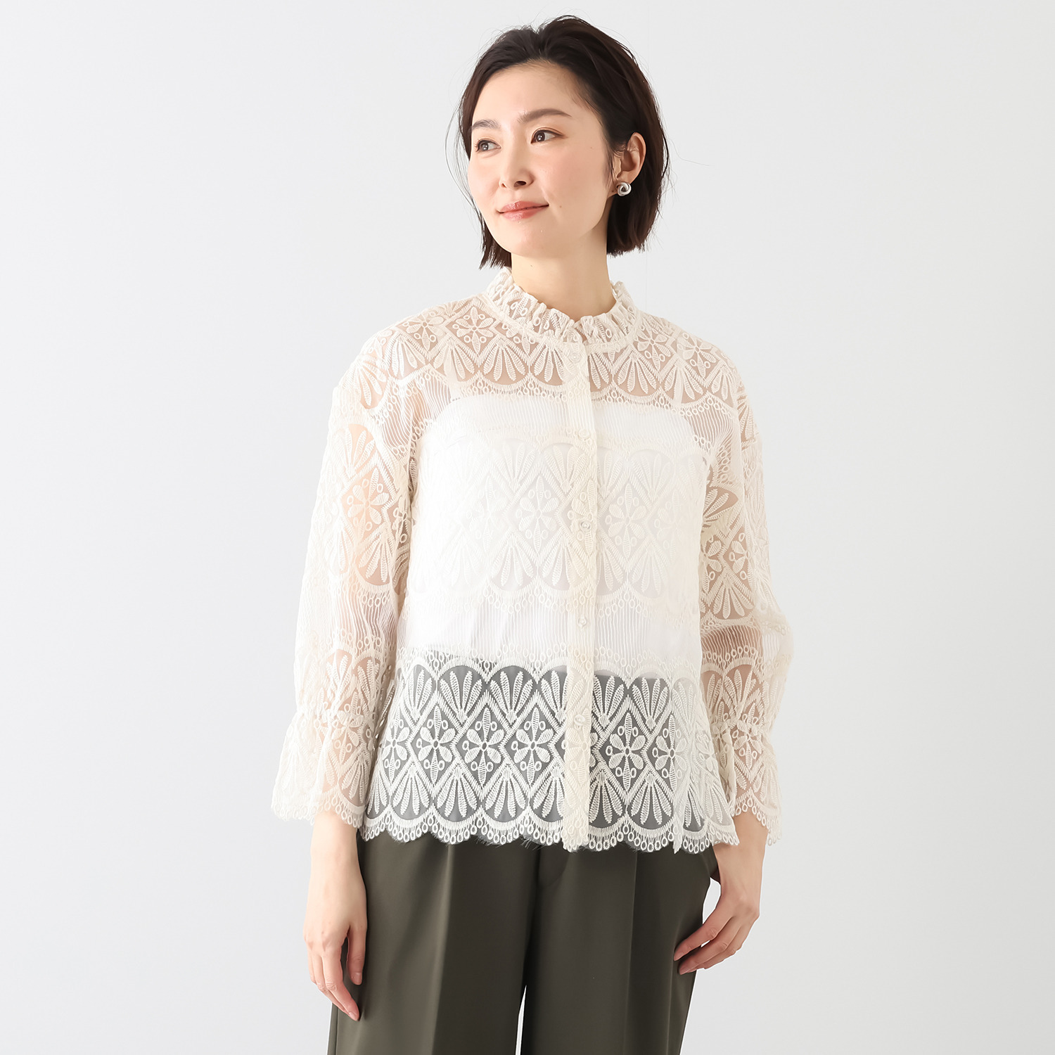 ラブソル 刺しゅうレース ブラウス