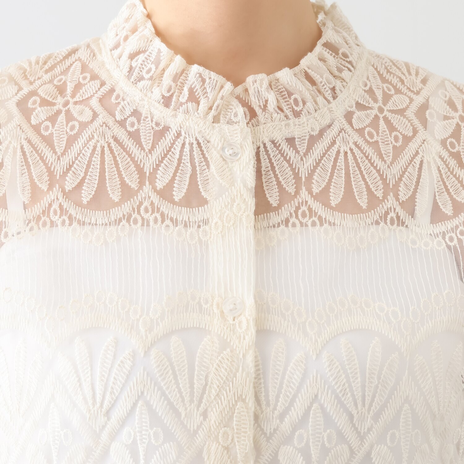 ラブソル 刺しゅうレース ブラウス